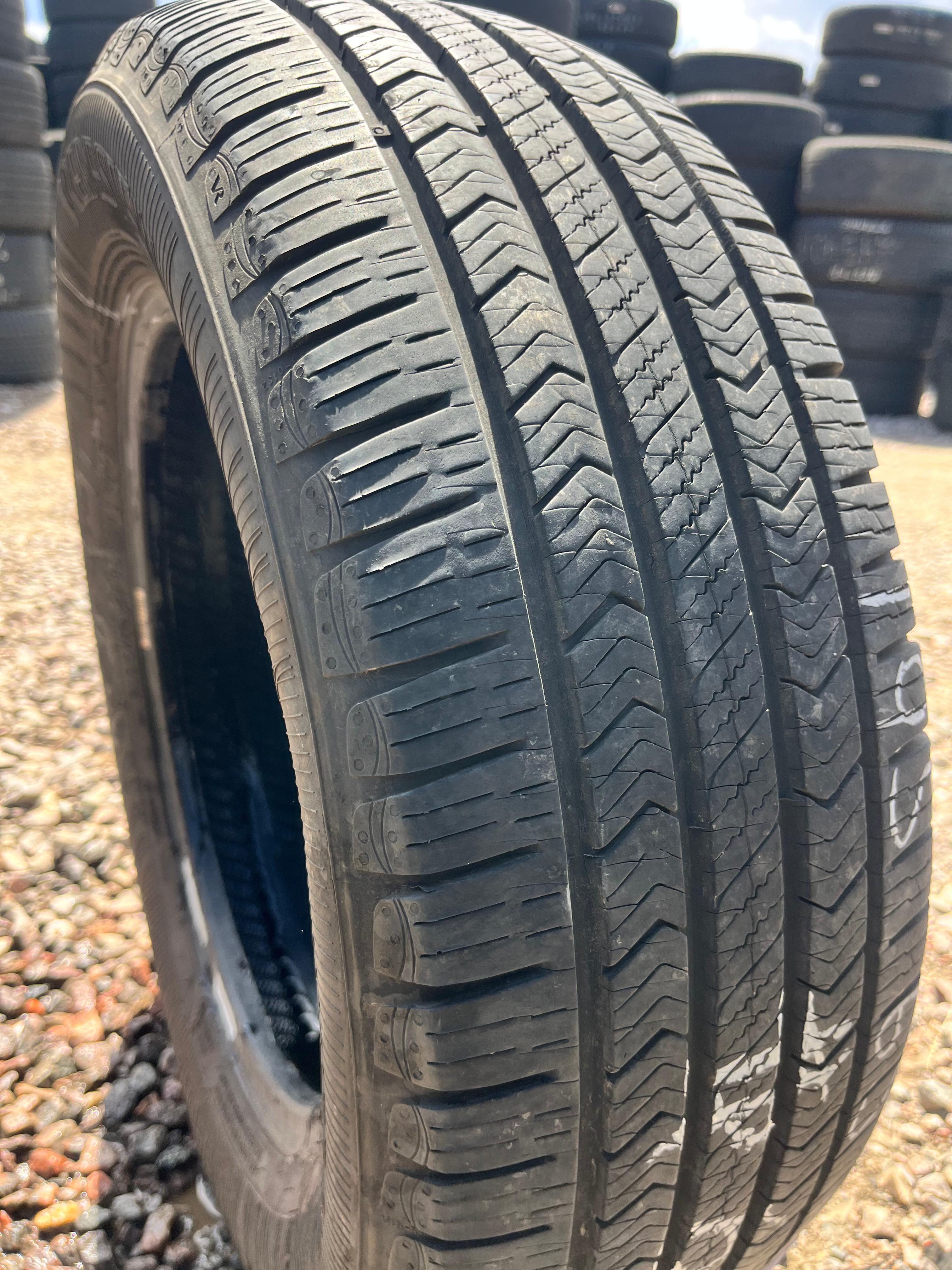 195/65R15 Single (1 Used Tire) Vredestein Hitrac