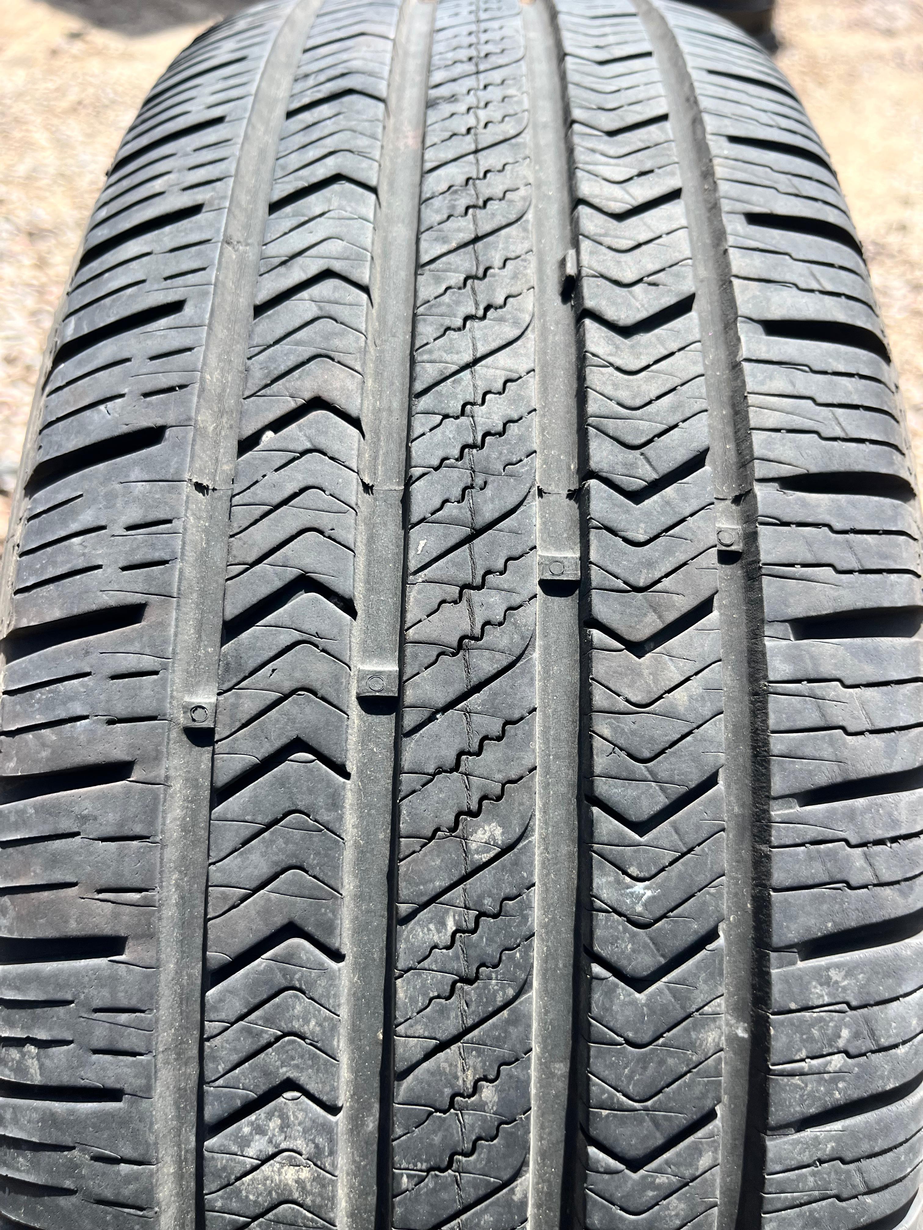 195/65R15 Single (1 Used Tire) Vredestein Hitrac