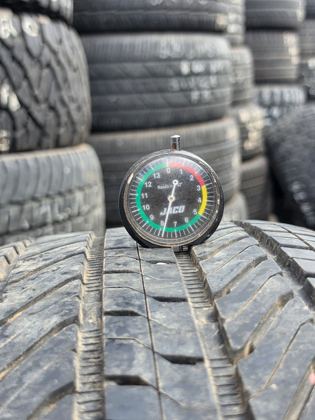 275/60R20 Single (1 Used Tire) Bridgestone Alenza