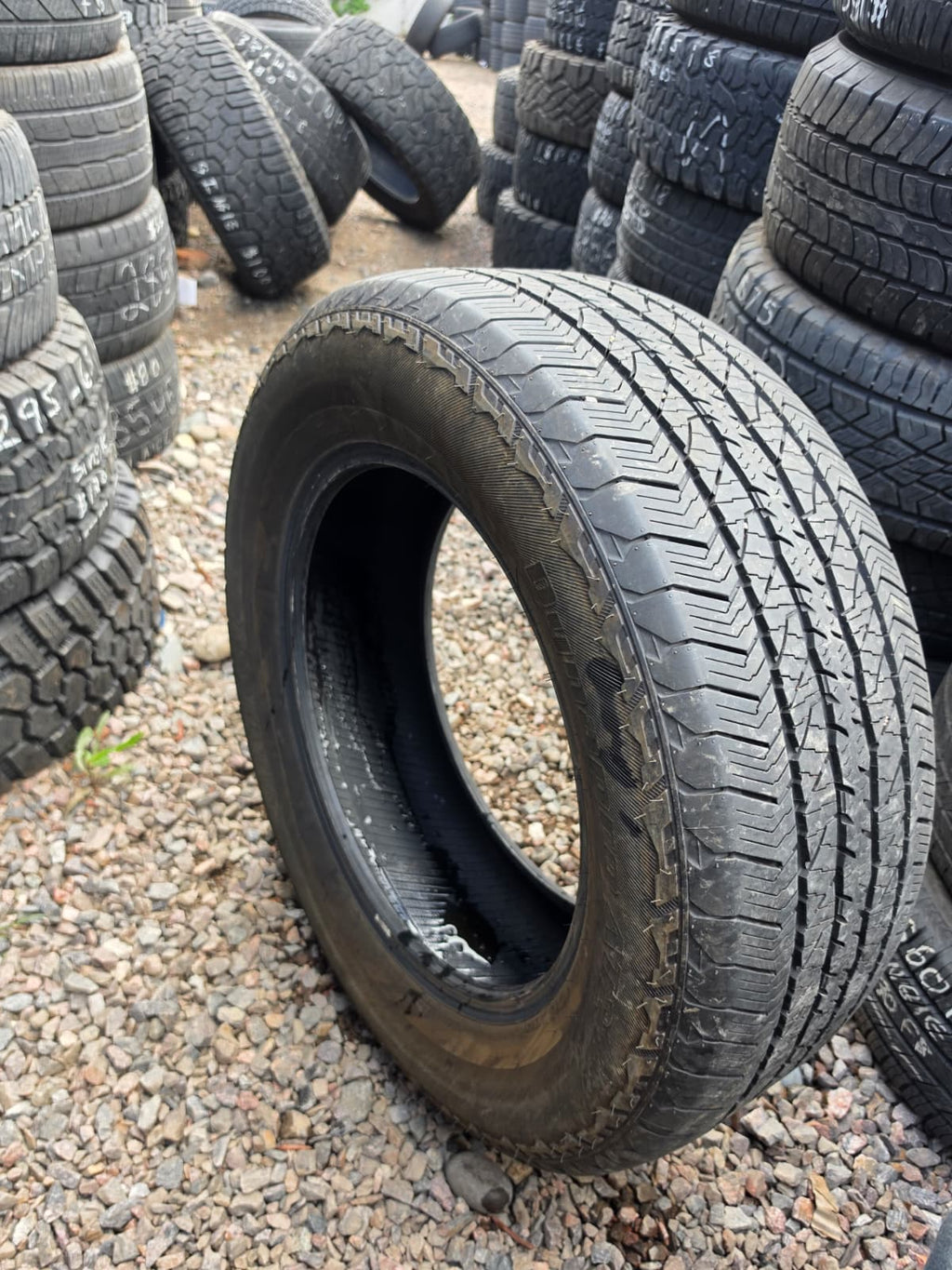 275/60R20 Single (1 Used Tire) Hankook DynaPro AT2