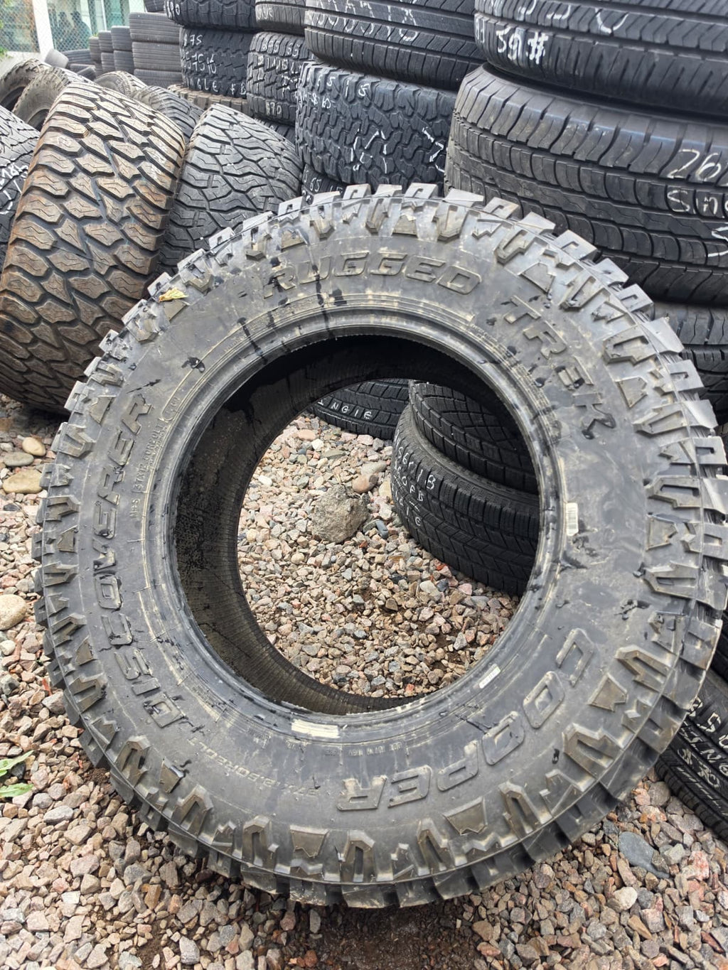 LT37X12.50R20 Single (1 Used Tire) Cooper Discoverer Rugged