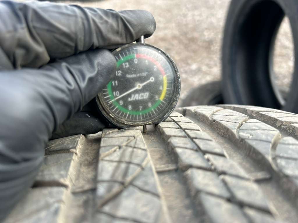 235/65R16  Pair (2 Used Tires) Douglas Touring