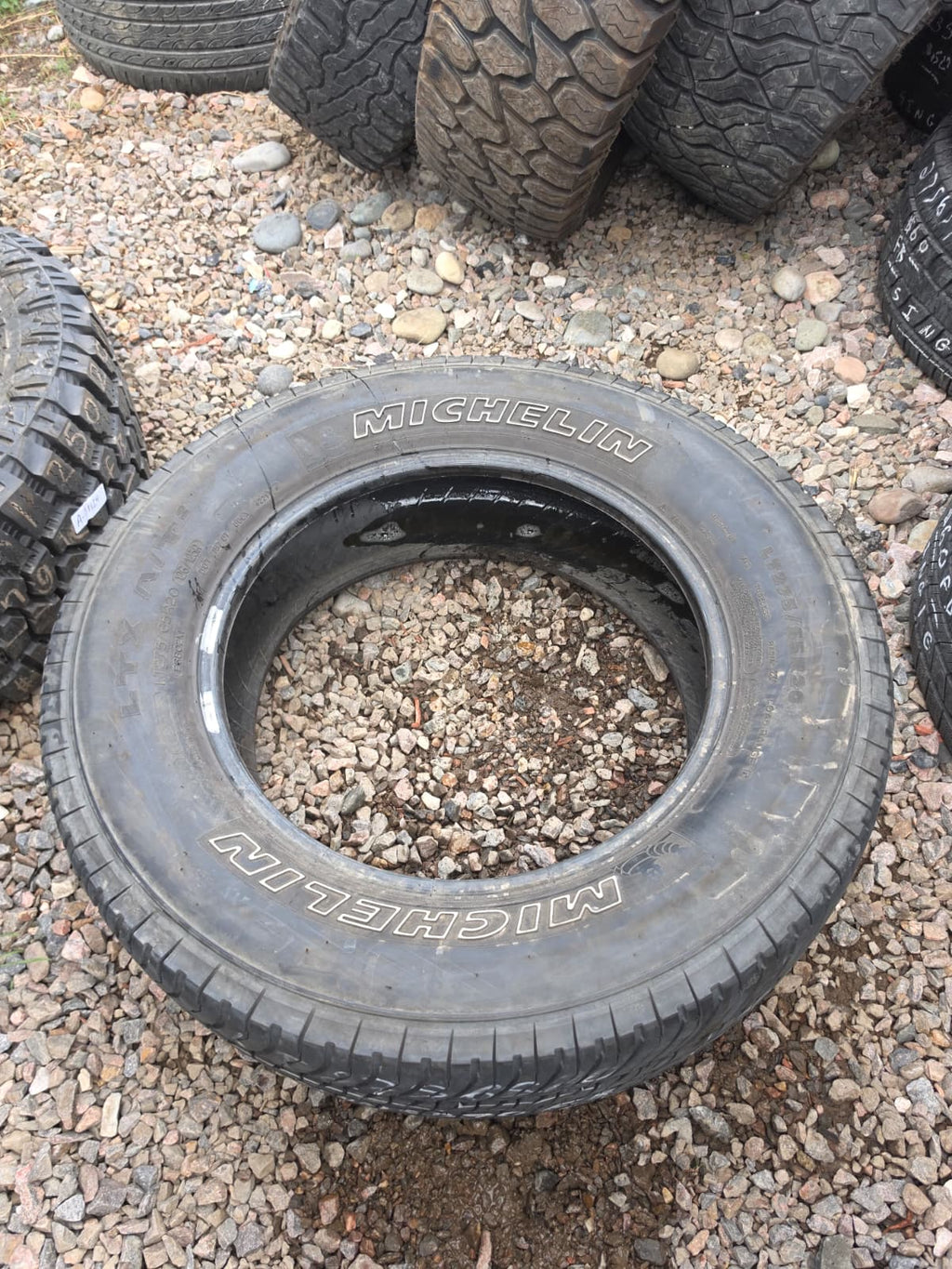 LT275/65R20 Single (1 Used Tire)  Michelin LTX 2