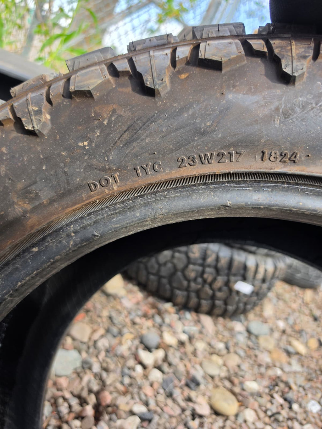 LT33X12.50R20 Single (1 Used Tire) Venom Power Terrain Hunter R/T+
