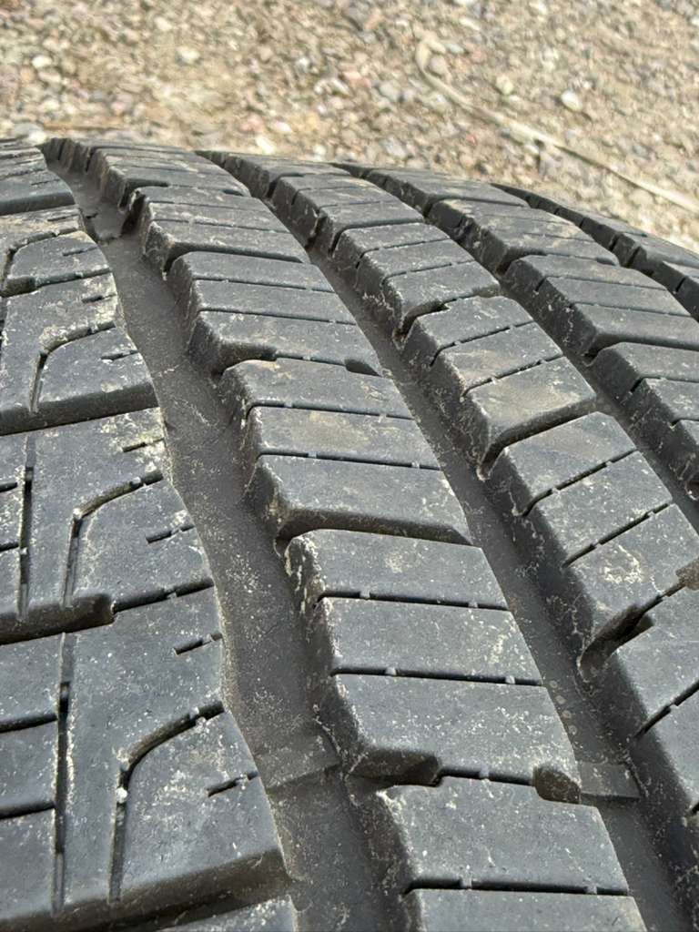 215/60R17 Pair (2 Used Tires)  Goodyear  Reliant