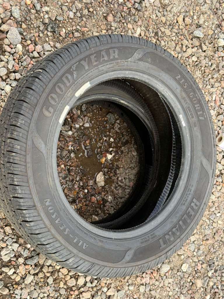 215/60R17 Pair (2 Used Tires)  Goodyear  Reliant