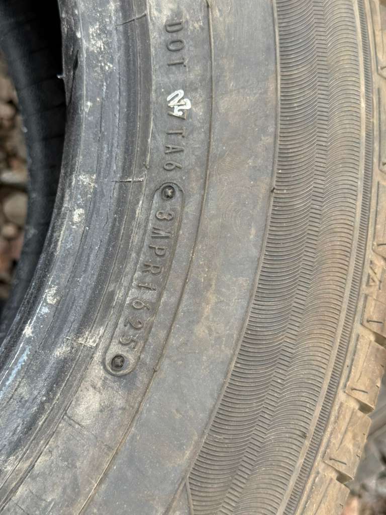 205/65R15 Pair (2 Used Tires) Falken Pro G5