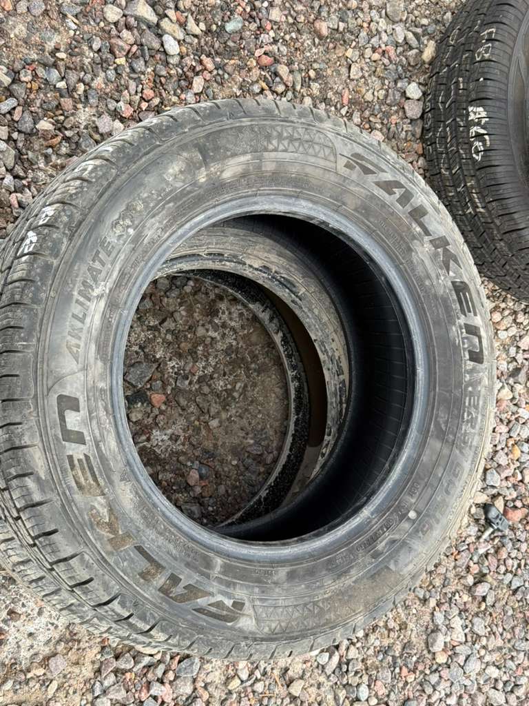 225/60R16 Pair (2 Used Tires) Falken Aklimate