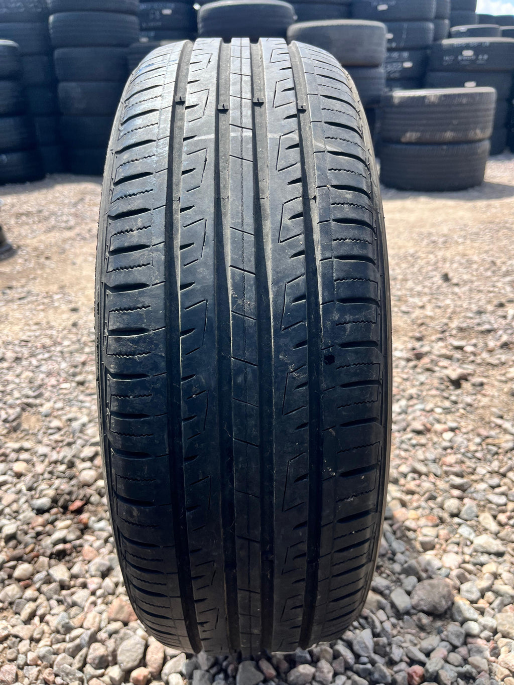 195/65R15 Single (1 Used Tire) Pantera Pantera Touring