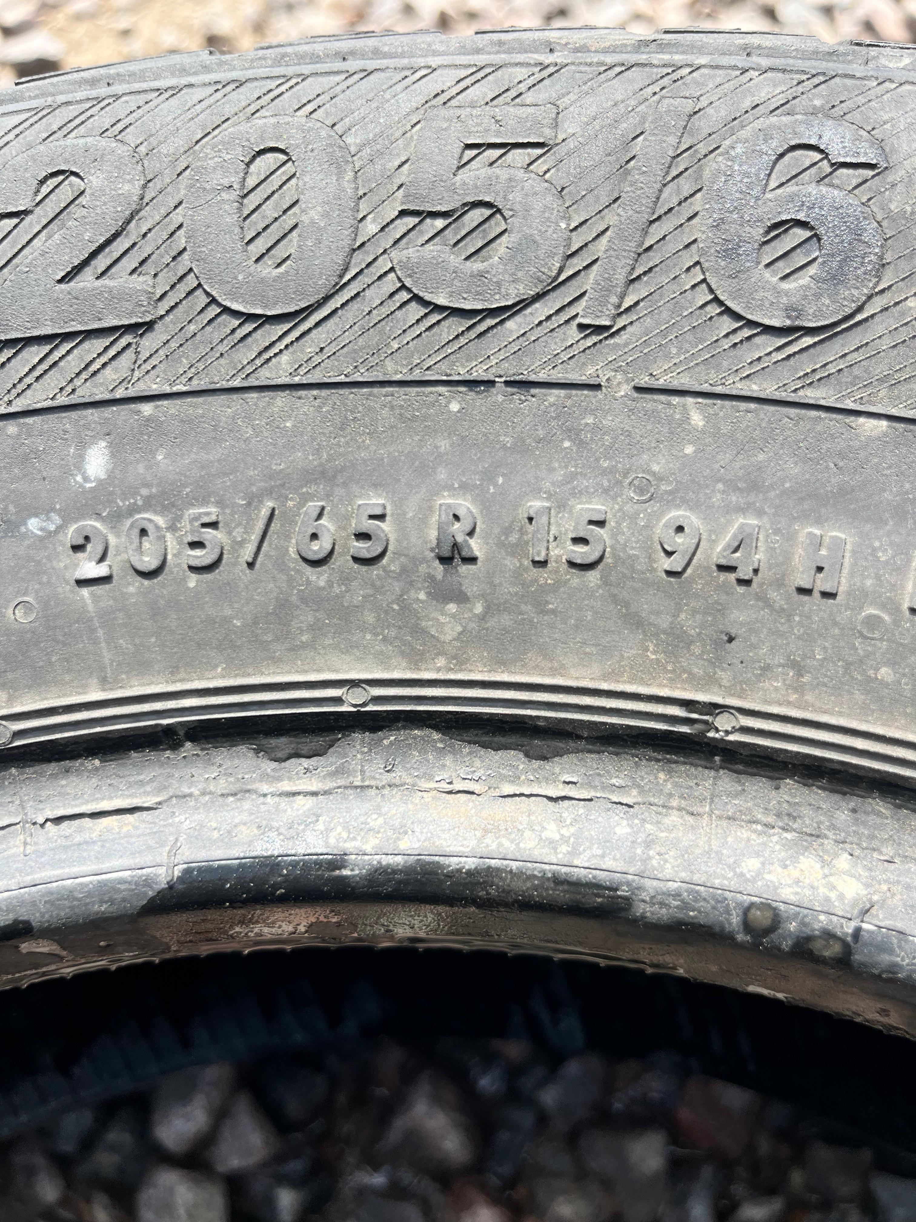 205/65R15 Single (1 Used Tire) Barum Brillantis 2