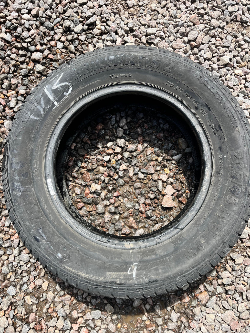 205/65R15 Single (1 Used Tire) Barum Brillantis 2