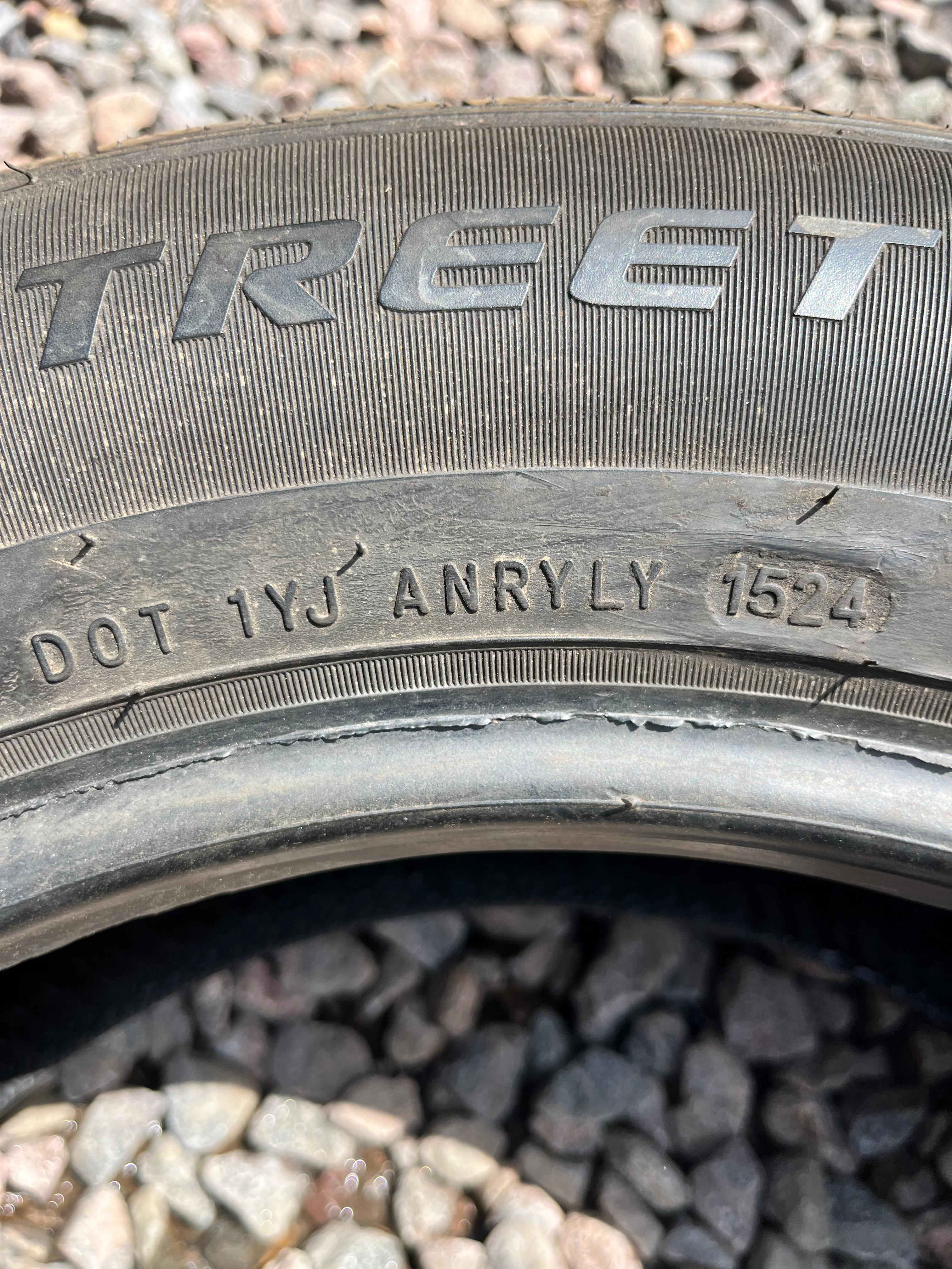 195/65R15 Single (1 Used Tire)  Black Hawk   Street -H (HH11)