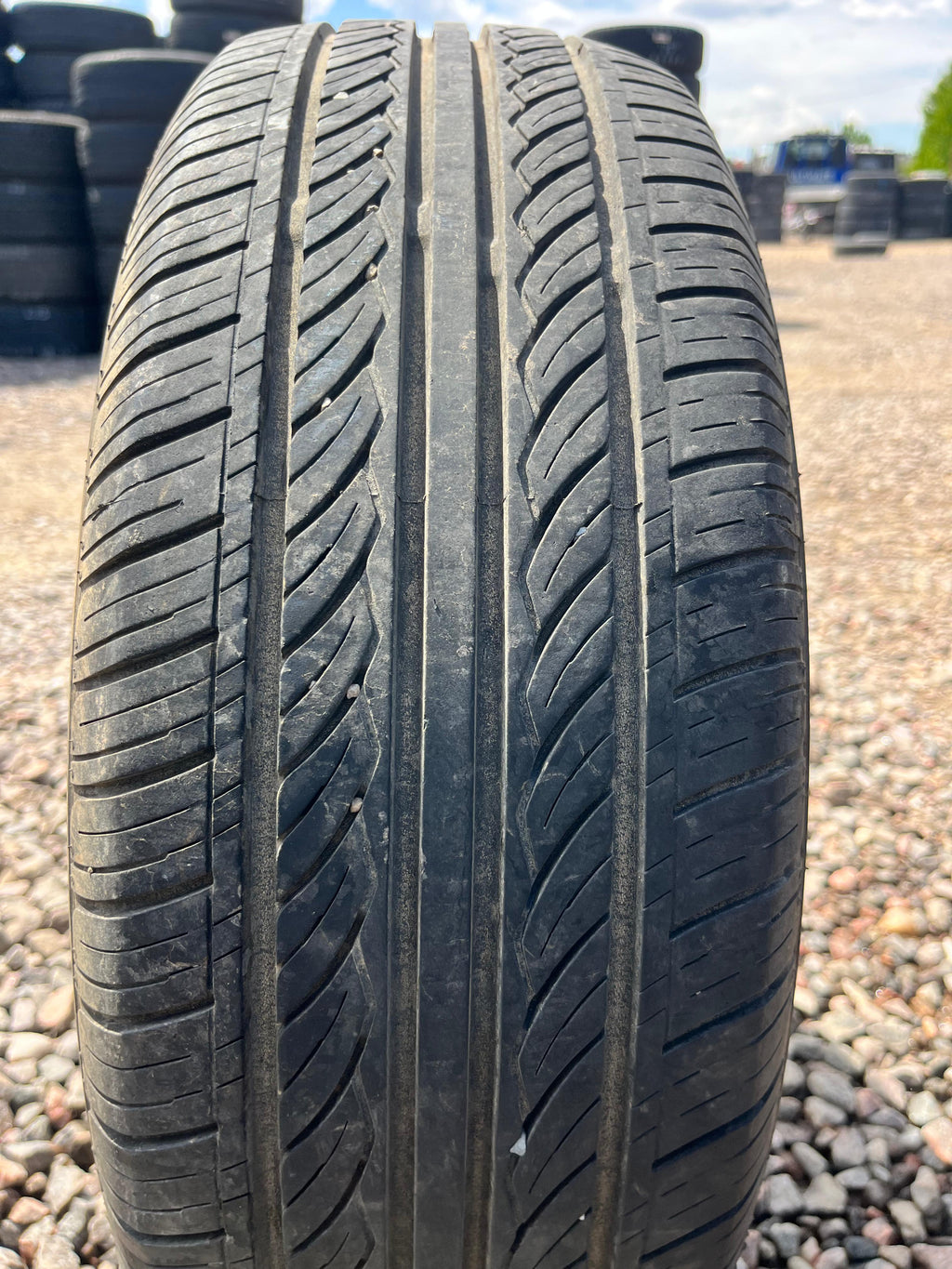 195/65R15 Single (1 Used Tire) Caldera Tires Confidence