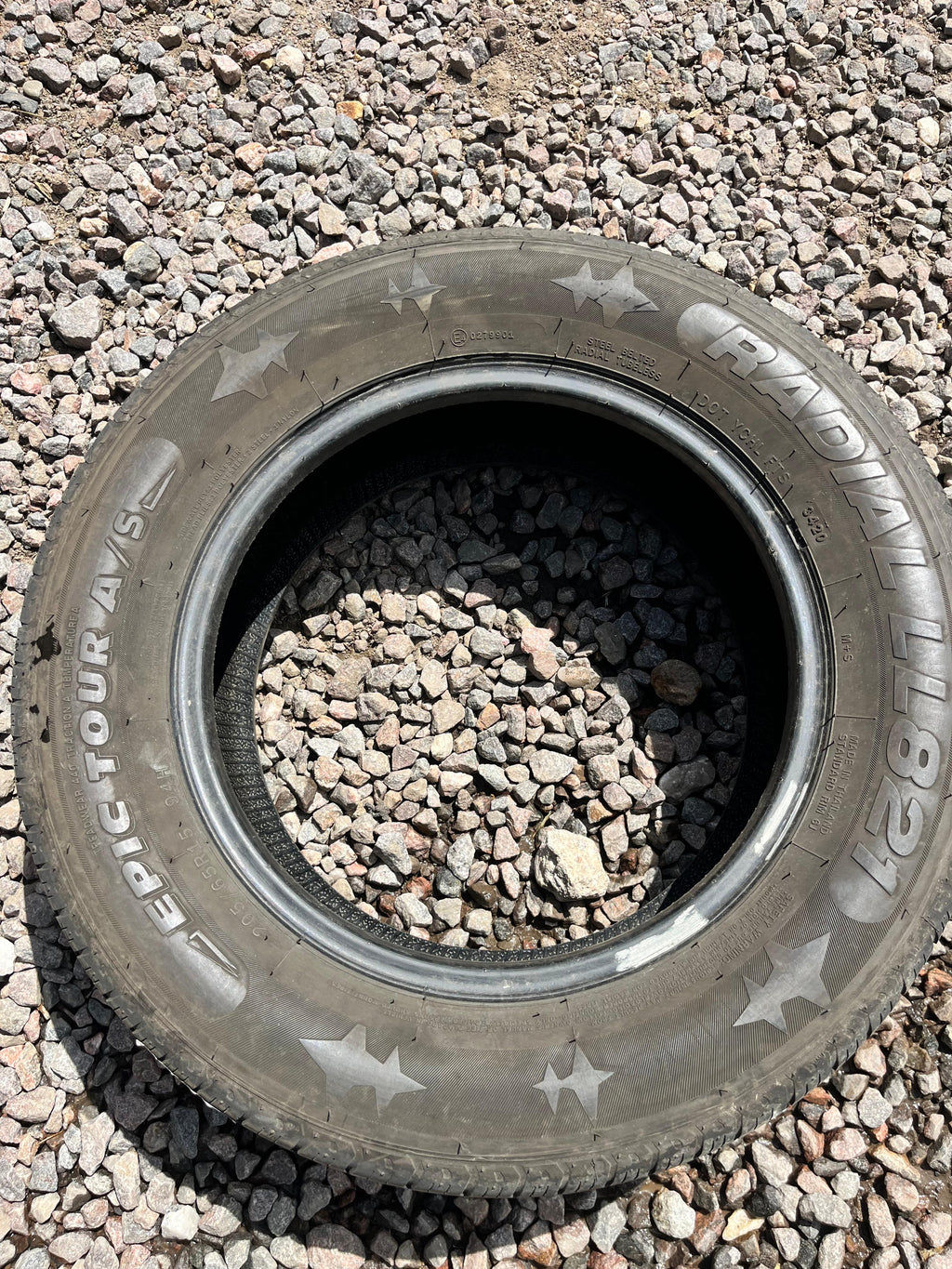 205/65R15  Single (1 Used Tire) Radial Epic Tour