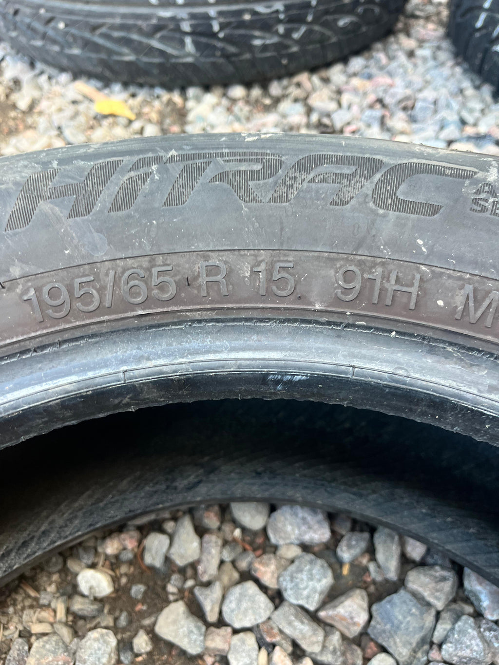 195/65R15 Single (1 Used Tire) Vredestein Hitrac