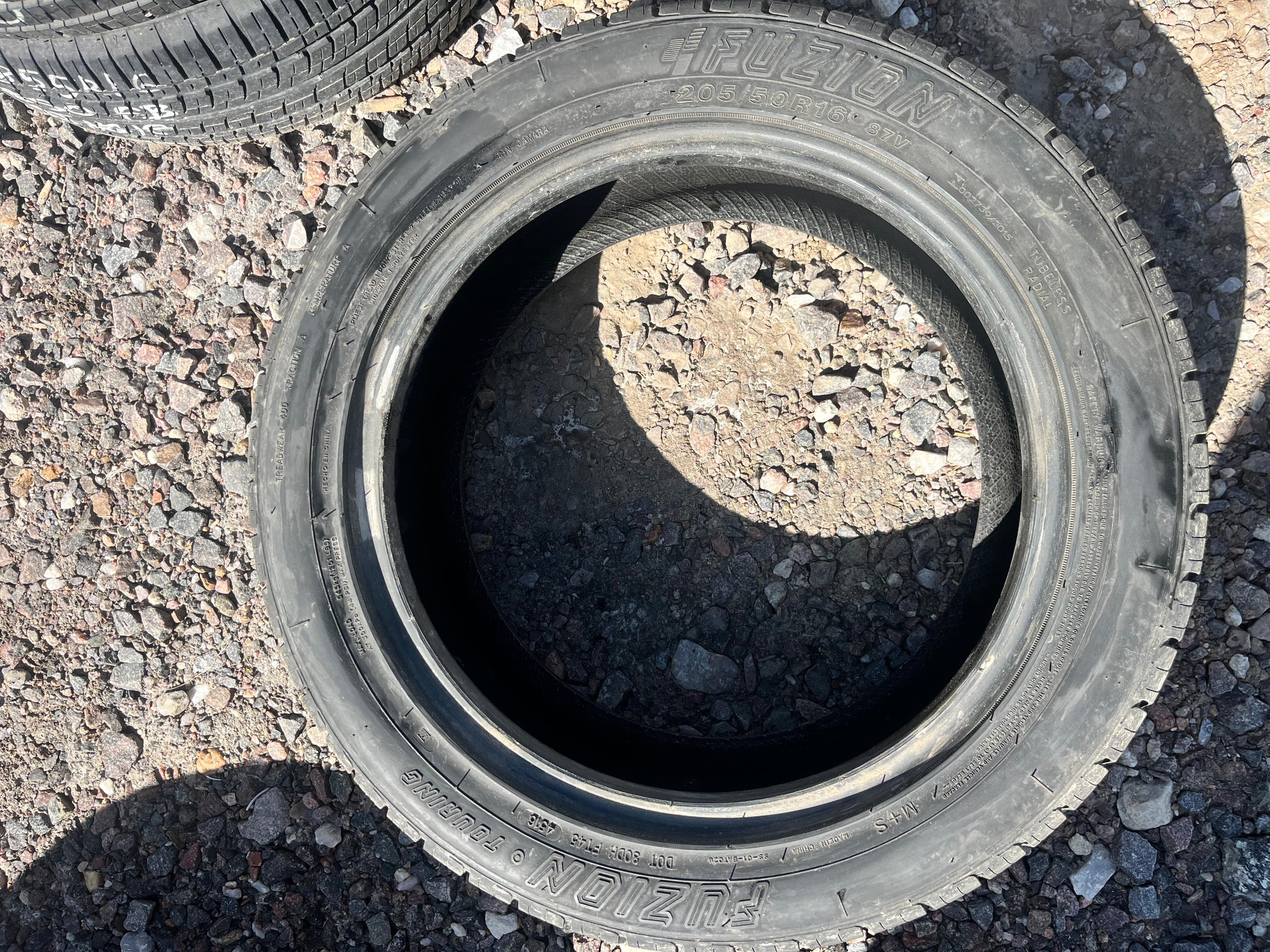 205/50R16 Single (1 Used Tire) Fuzion Touring