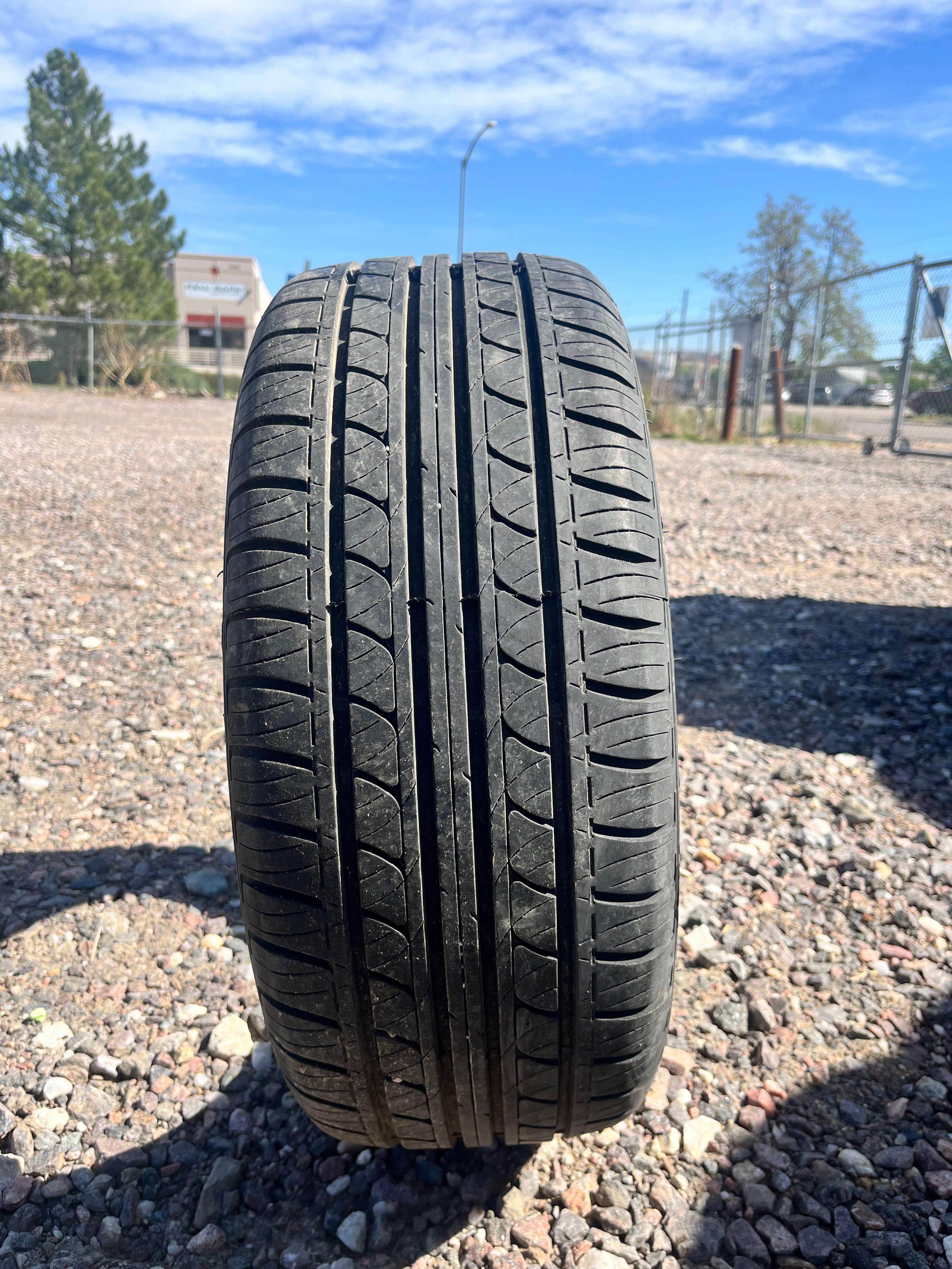 205/50R16 Single (1 Used Tire) Fuzion Touring