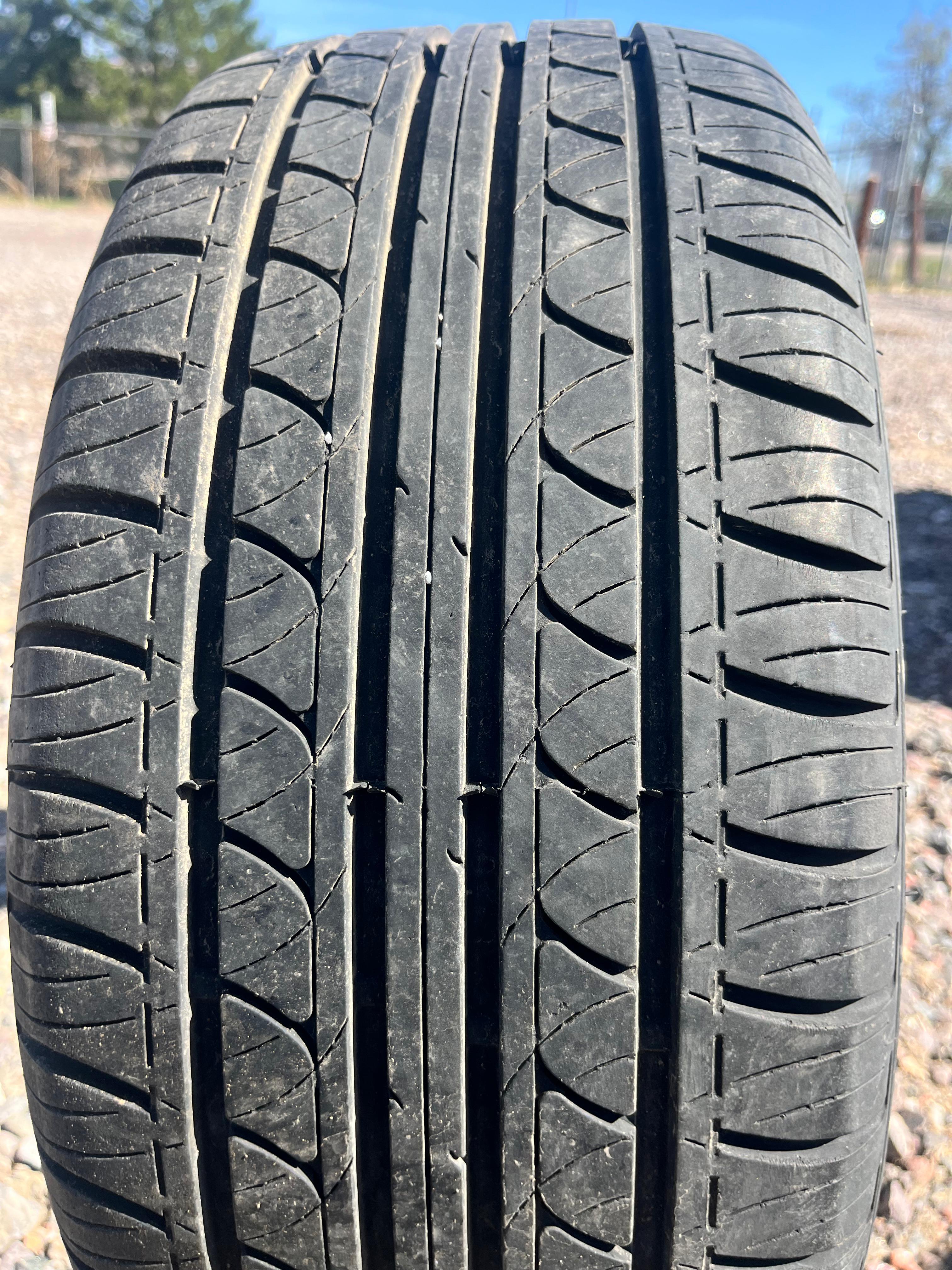 205/50R16 Single (1 Used Tire) Fuzion Touring