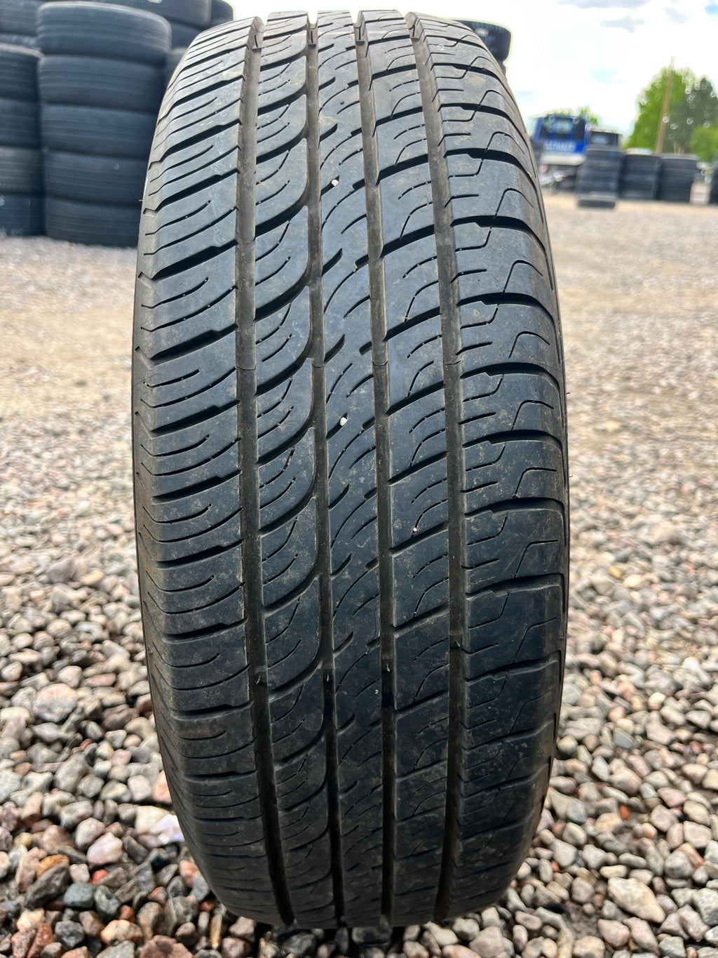 195/65R15Single (1 Used Tire)