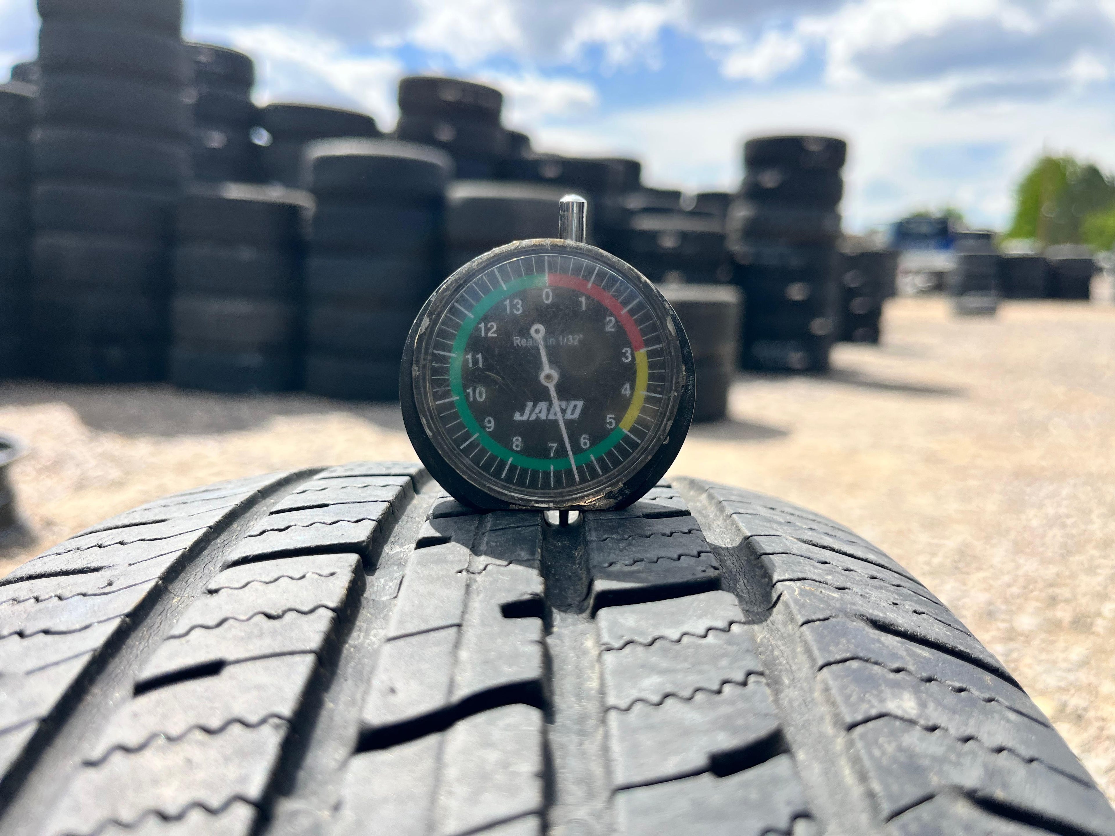 185/65R15 Single (1 Used Tire) Road Control Touring
