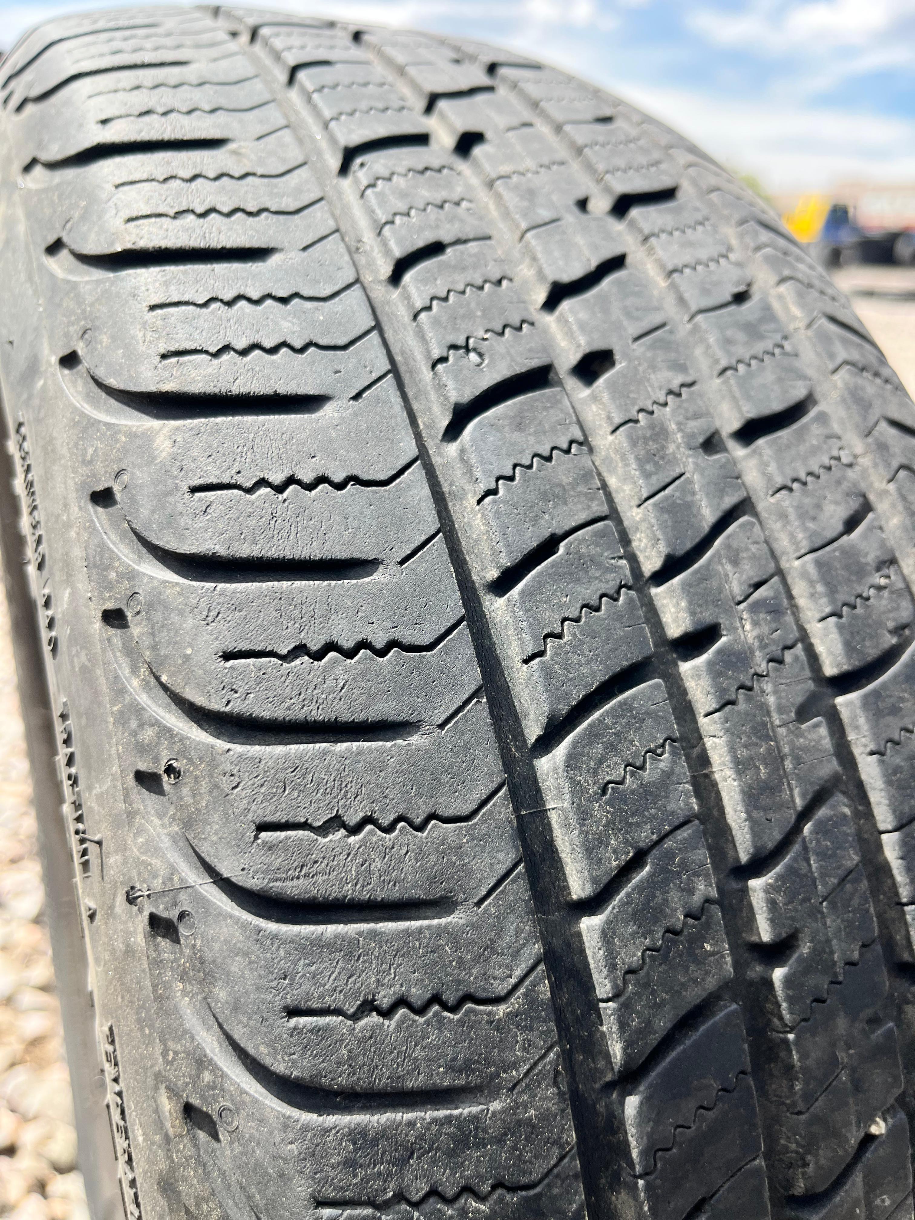 185/65R15 Single (1 Used Tire) Road Control Touring