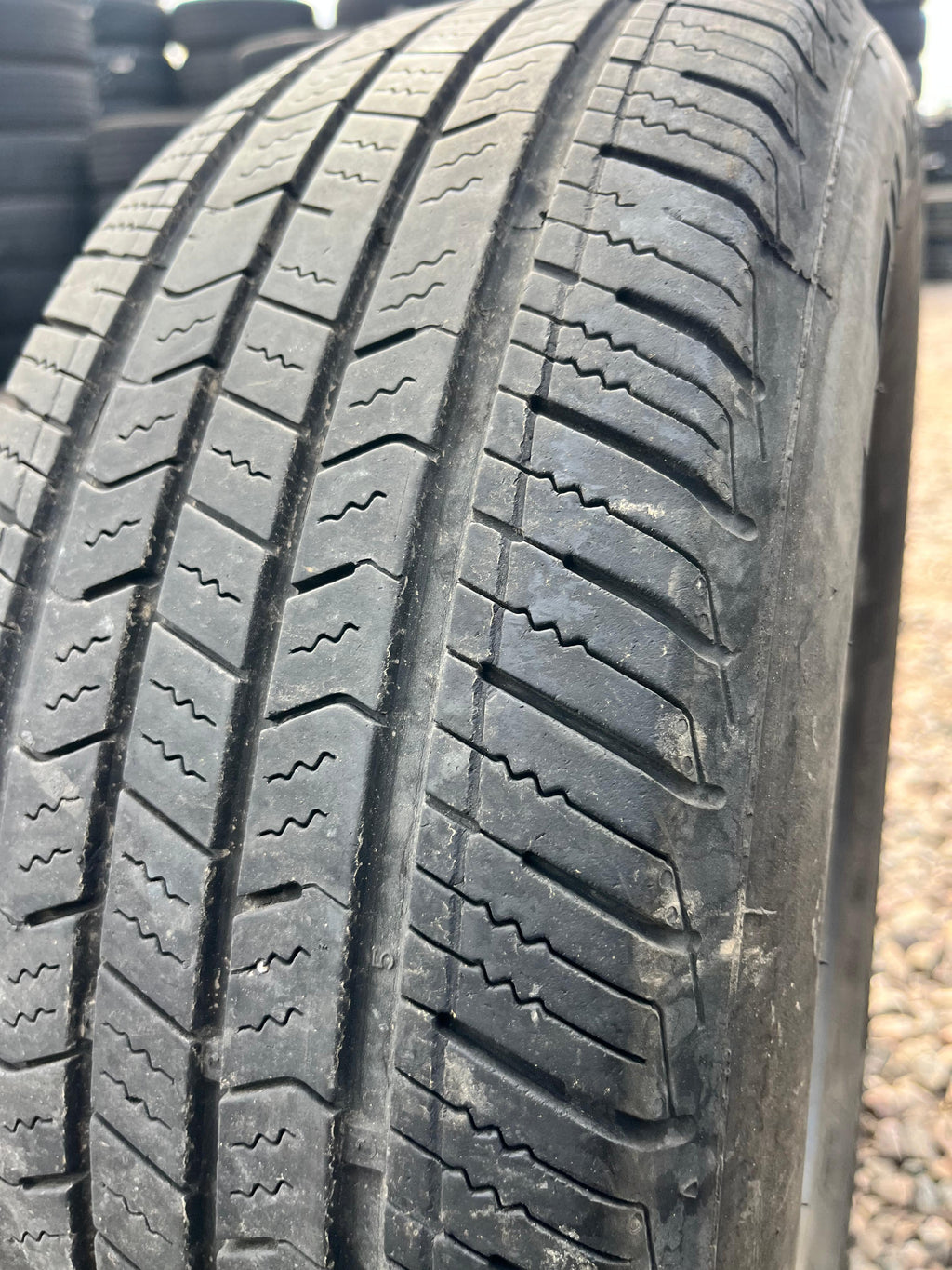 195/65R15 Single (1 Used Tire) Arizonian Silver Edition