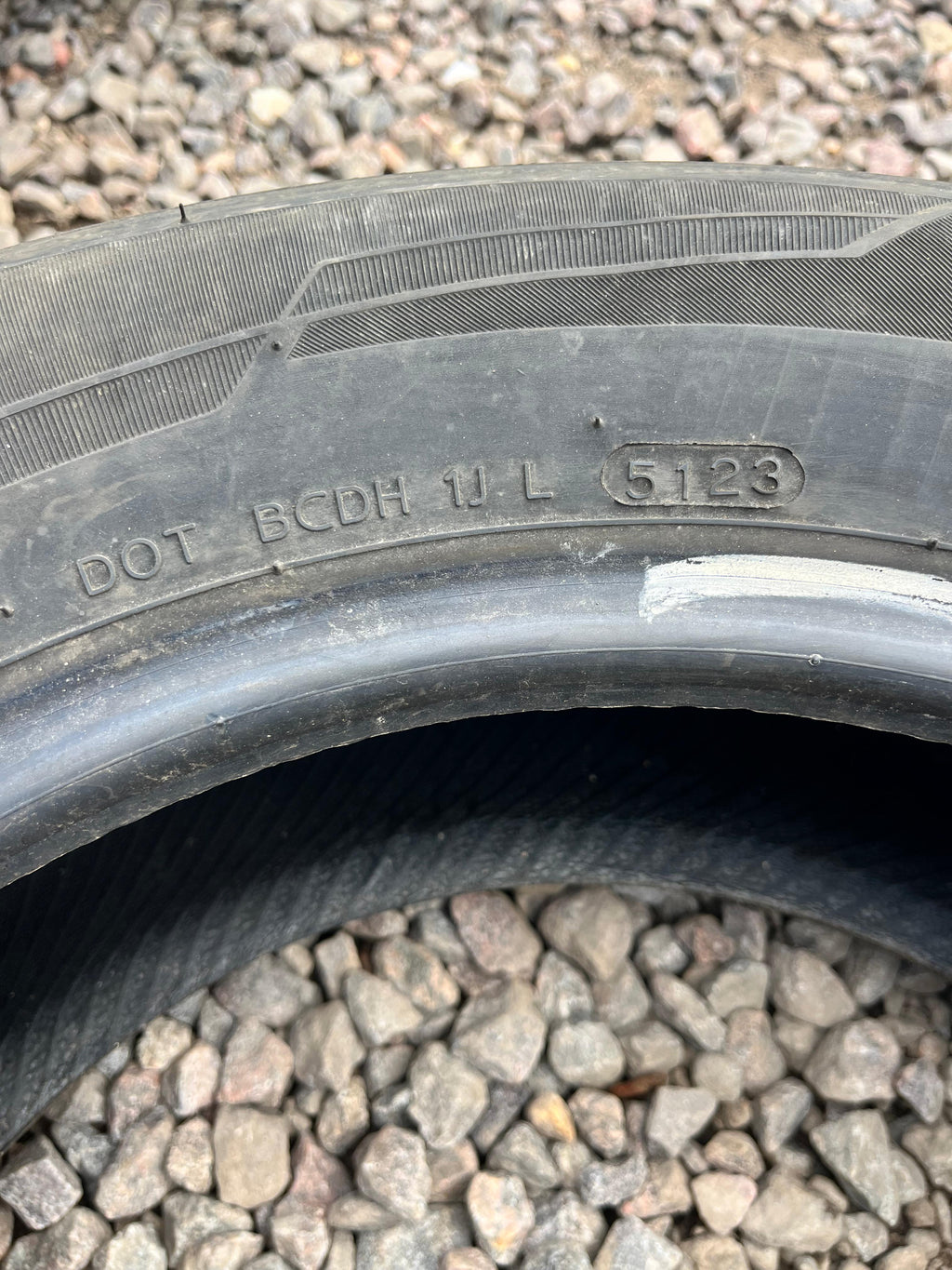 195/65R15 Single (1 Used Tire) Laufenn G Fit AS