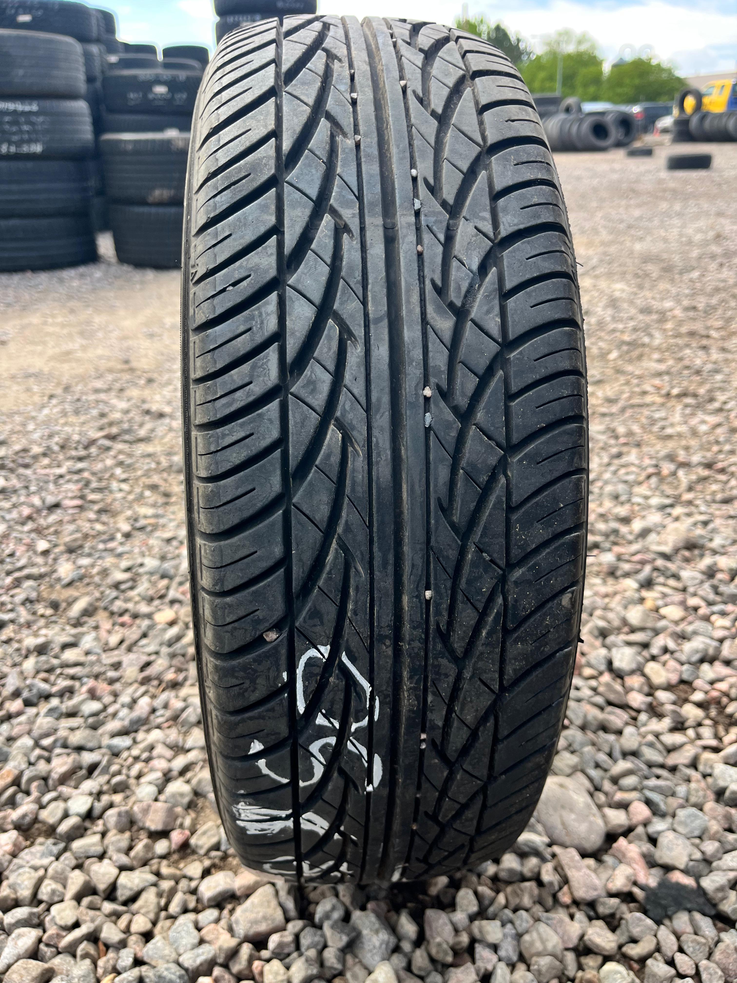 185/60R15 Single (1 Used Tire) Aspen Touring