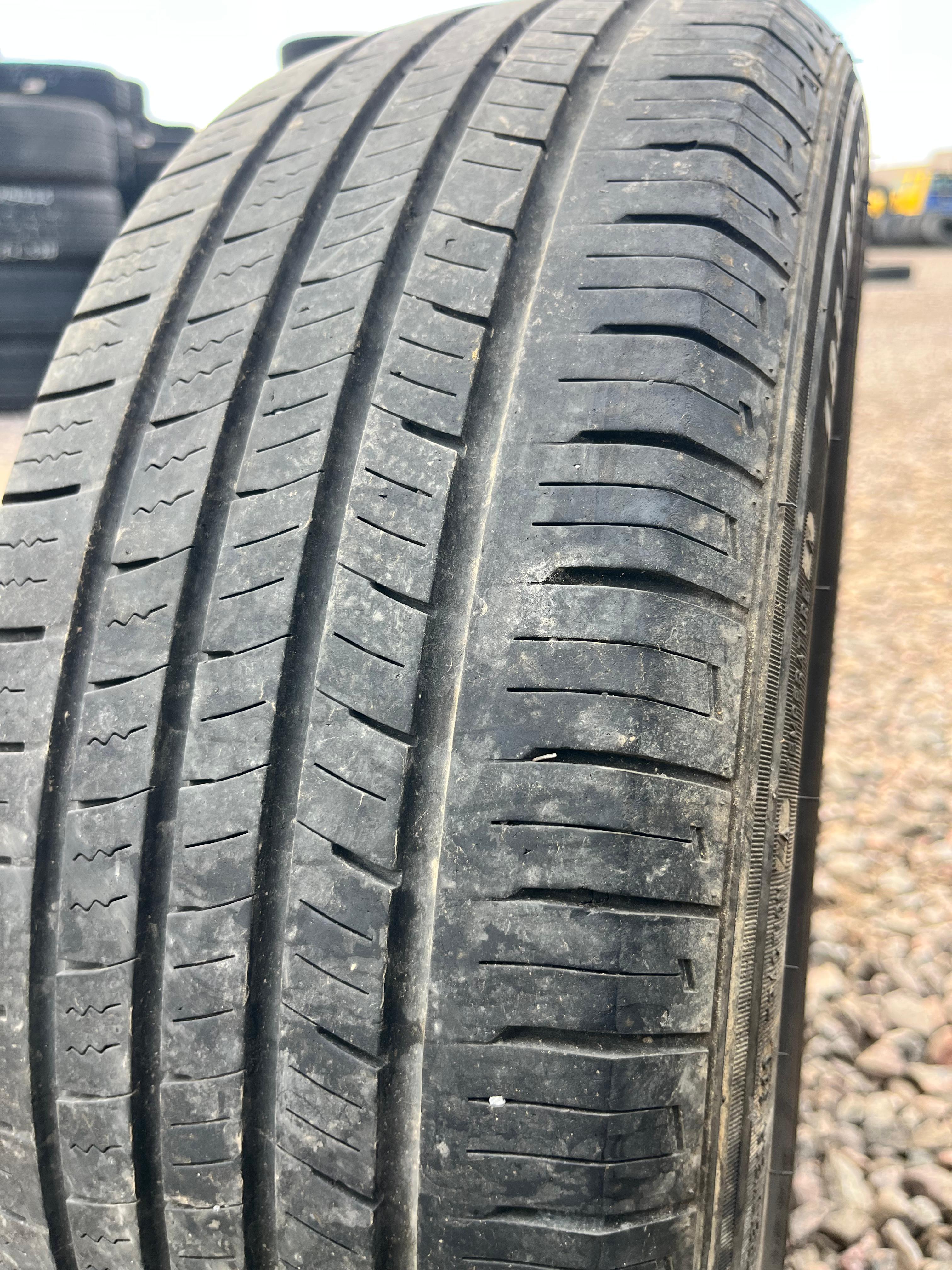 185/60R15 Single (1 Used Tire) Prinx Hi City HH2
