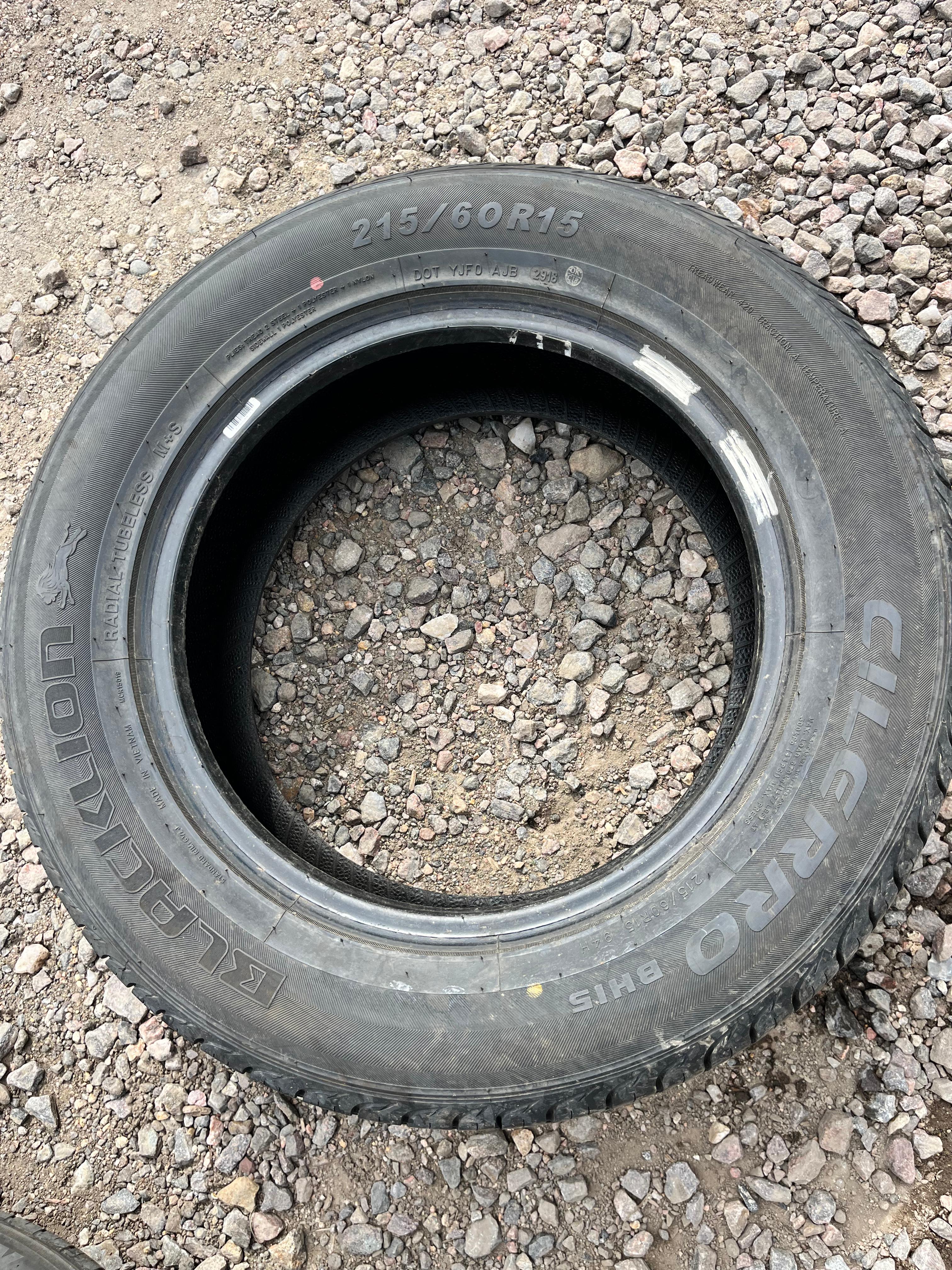 215/60R15 Single (1 Used Tire) BlackLion Cilerro BH15