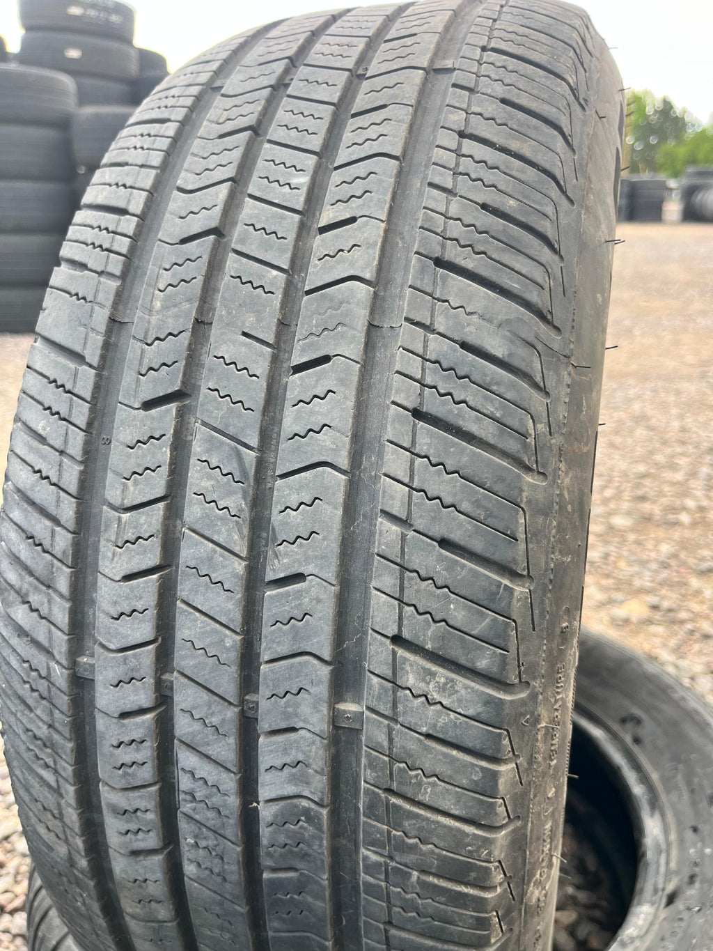 215/60R15 Single (1 Used Tire) Arizonian Silver Edition