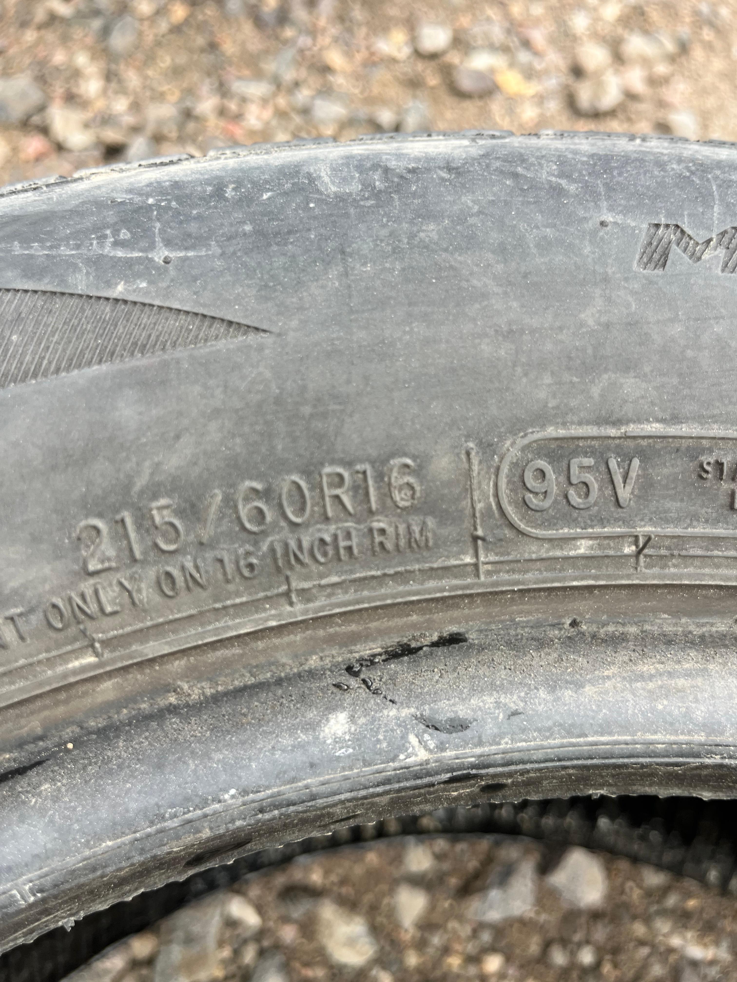 215/60R15 Single (1 Used Tire) Arizonian Silver Edition