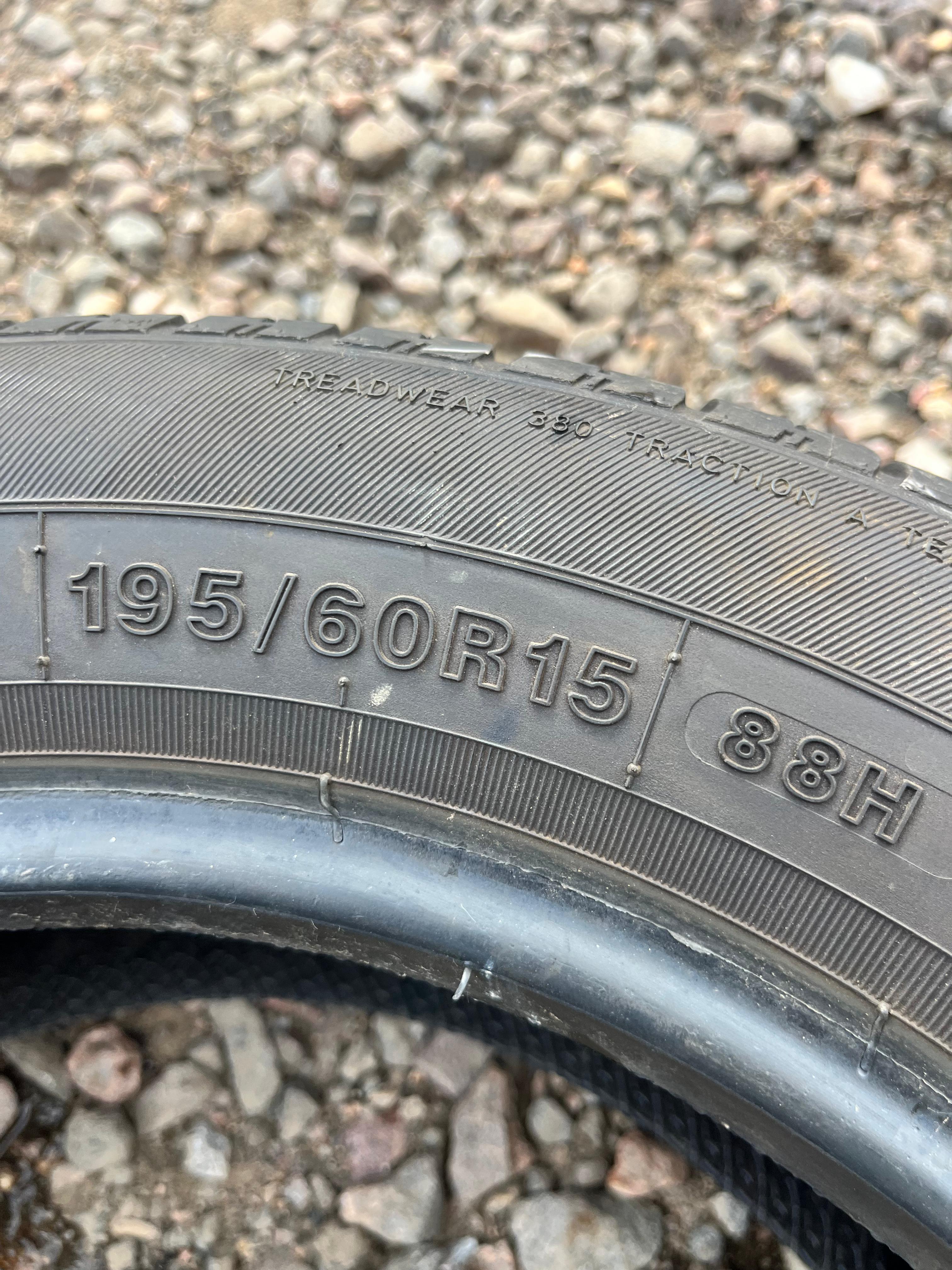 195/60R15 Single (1 Used Tire) FullWay HP 108