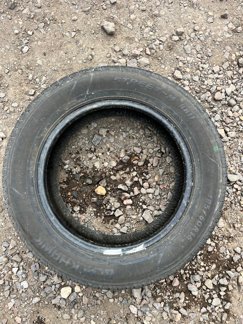 195/60R15 Single (1 Used Tire) BlackHawk Street -H