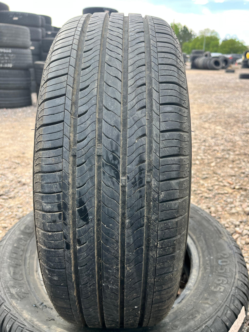 195/60R15 Single (1 Used Tire) BlackHawk Street -H