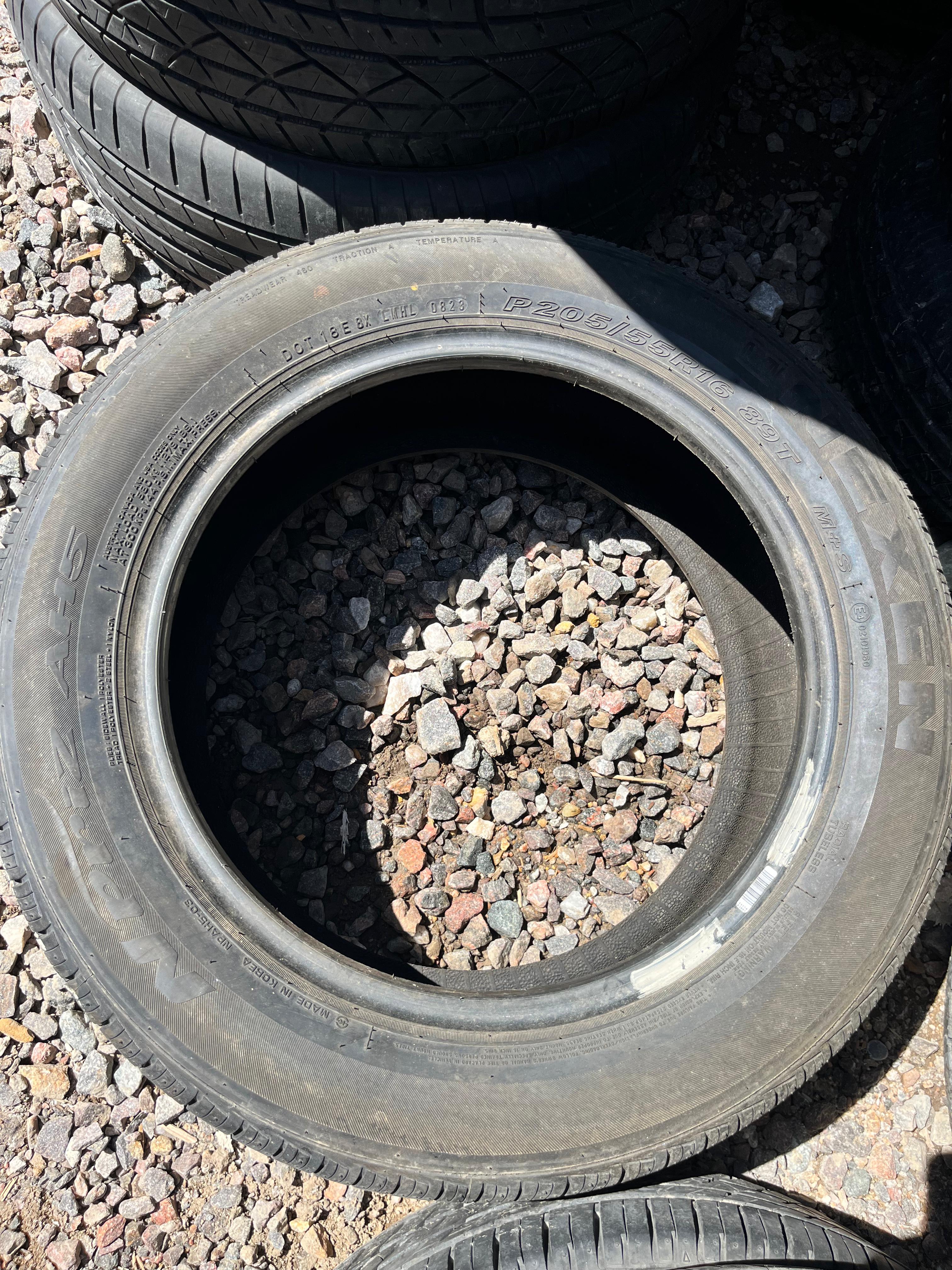 205/55R16 Single (1 Used Tire) Nexen Npriz AH5