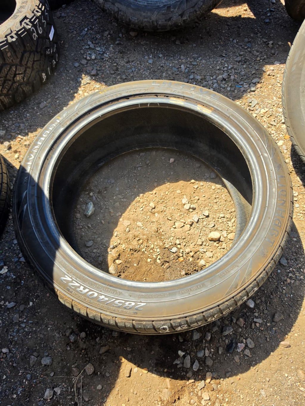 285/40R22 Single (1 Used Tire) LionHart LH-FIVE