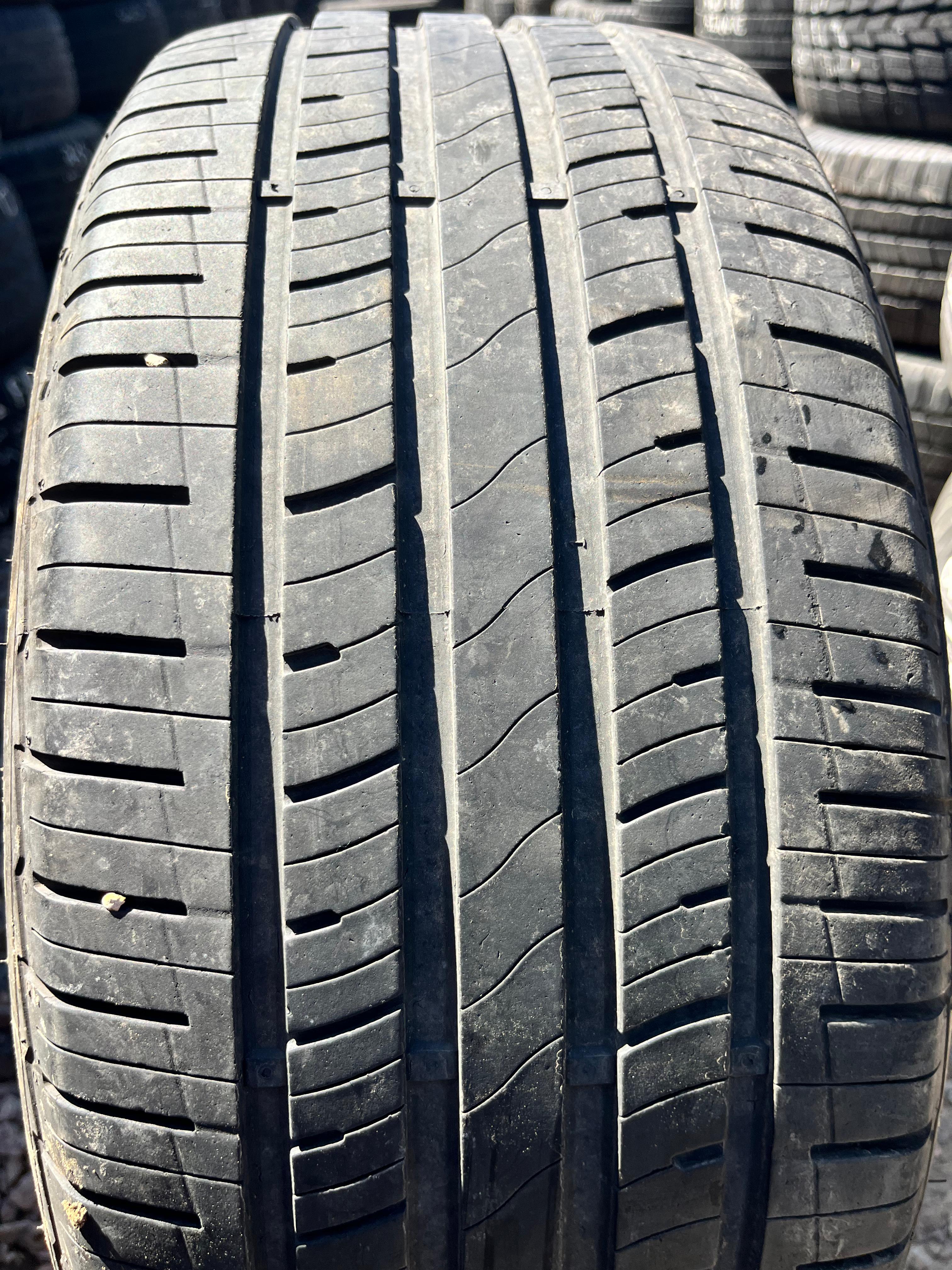 215/55R16 Single (1 Used Tire) Mastercraft Stratus AS