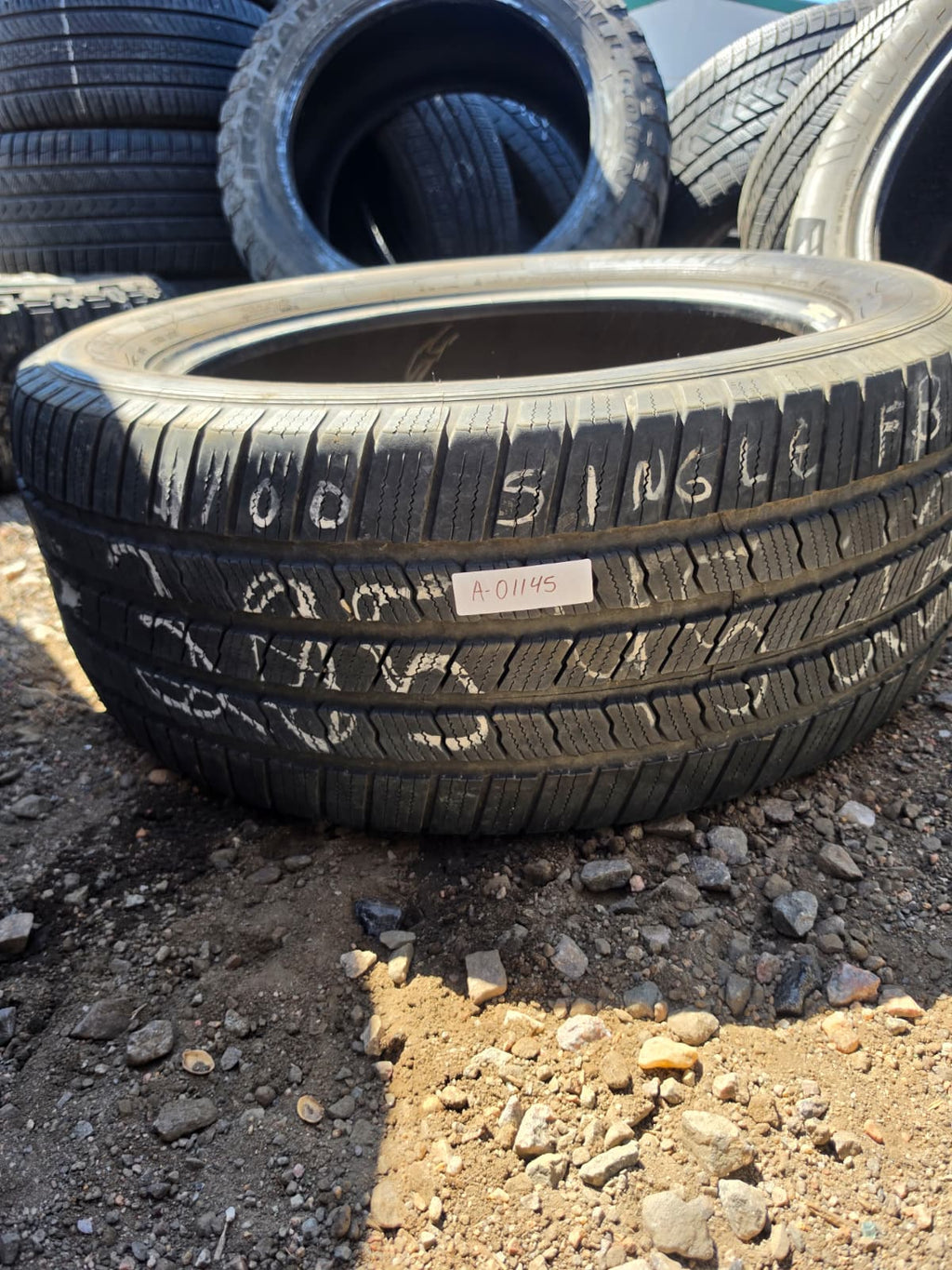 305/45R22 Single (1 Used Tire) Michelin Defender LTX