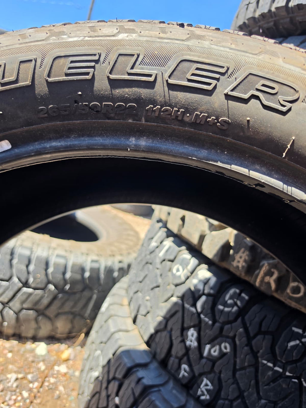 265/50R22 Single (1 Used Tire) Bridgestone Dueler H/T