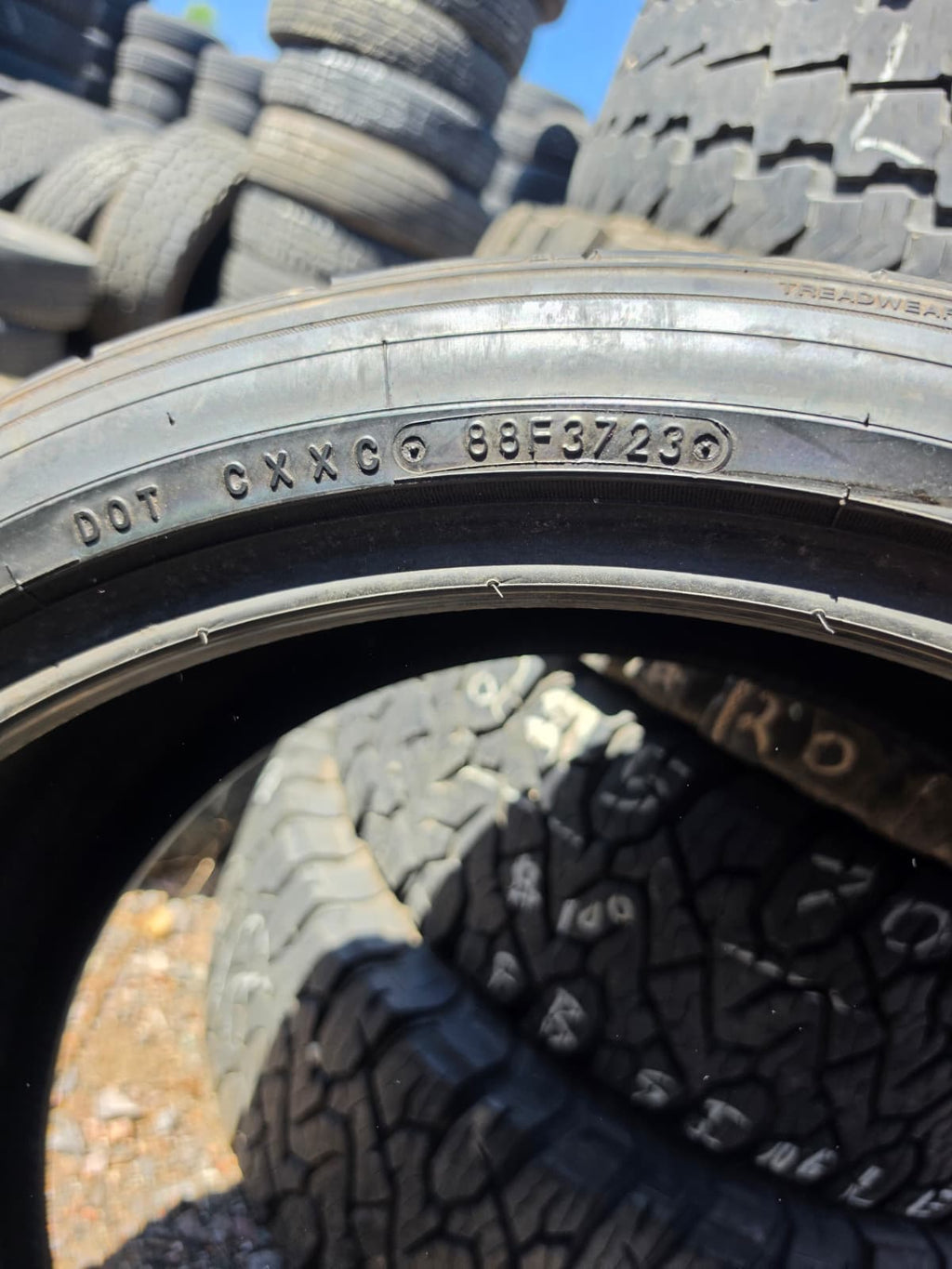 275/35R22 Single (1 Used Tire) Nitto NT420