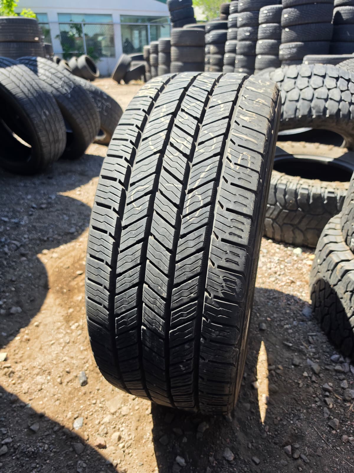 285/45R22 Single (1 Used Tire) Continental Terrain Contact