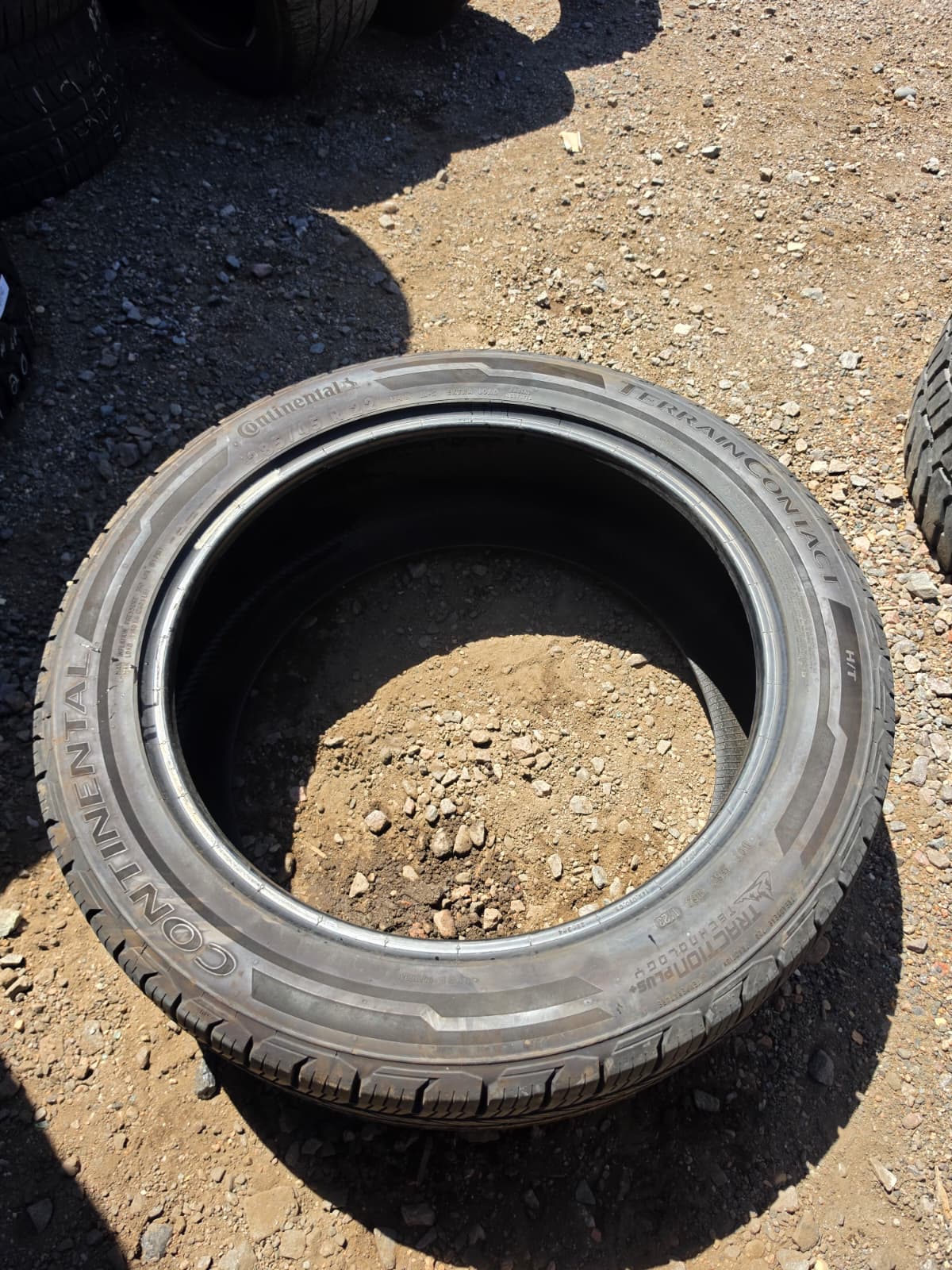 285/45R22 Single (1 Used Tire) Continental Terrain Contact