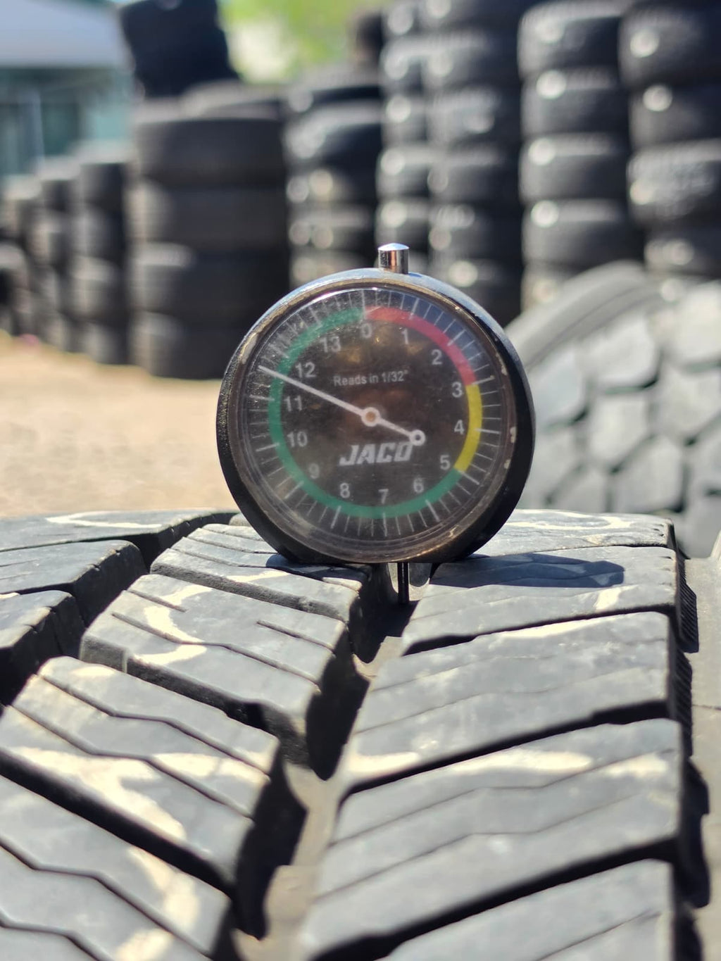 285/45R22 Single (1 Used Tire) Continental Terrain Contact
