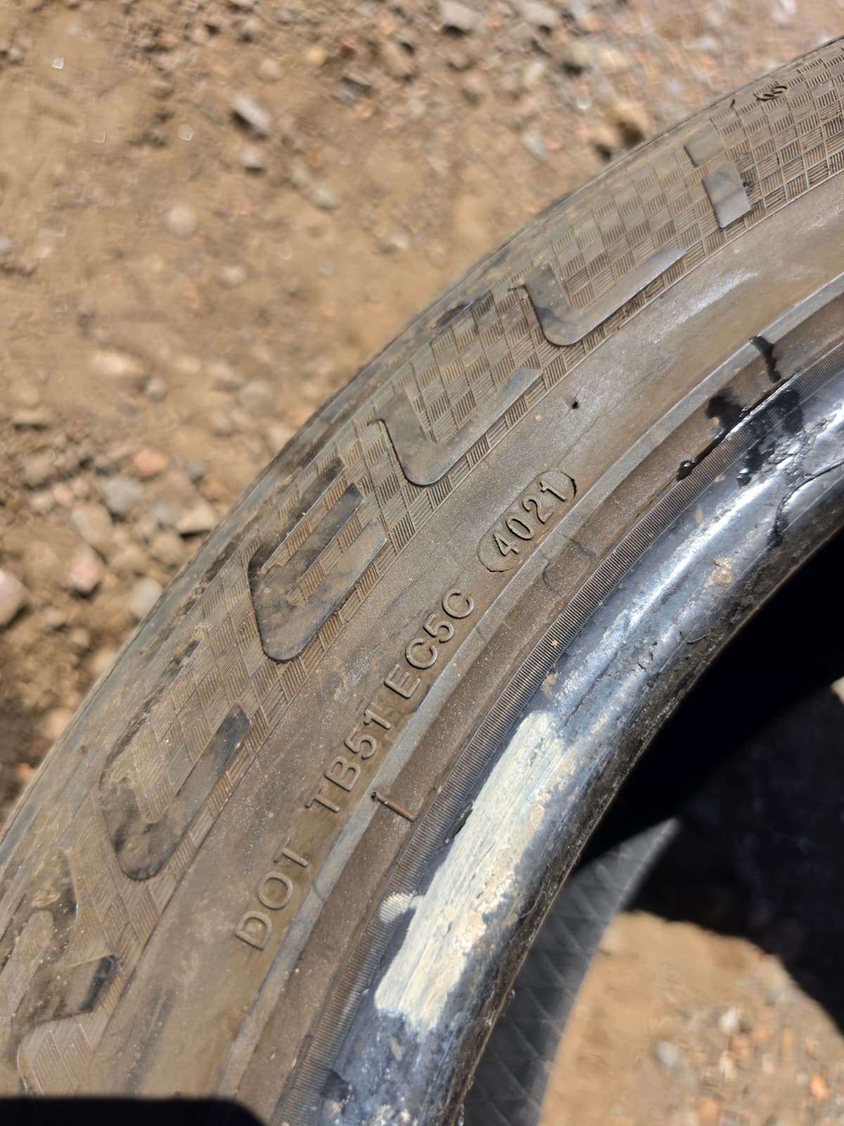 285/45R22 Single (1 Used Tire) Vercelli Starda 4