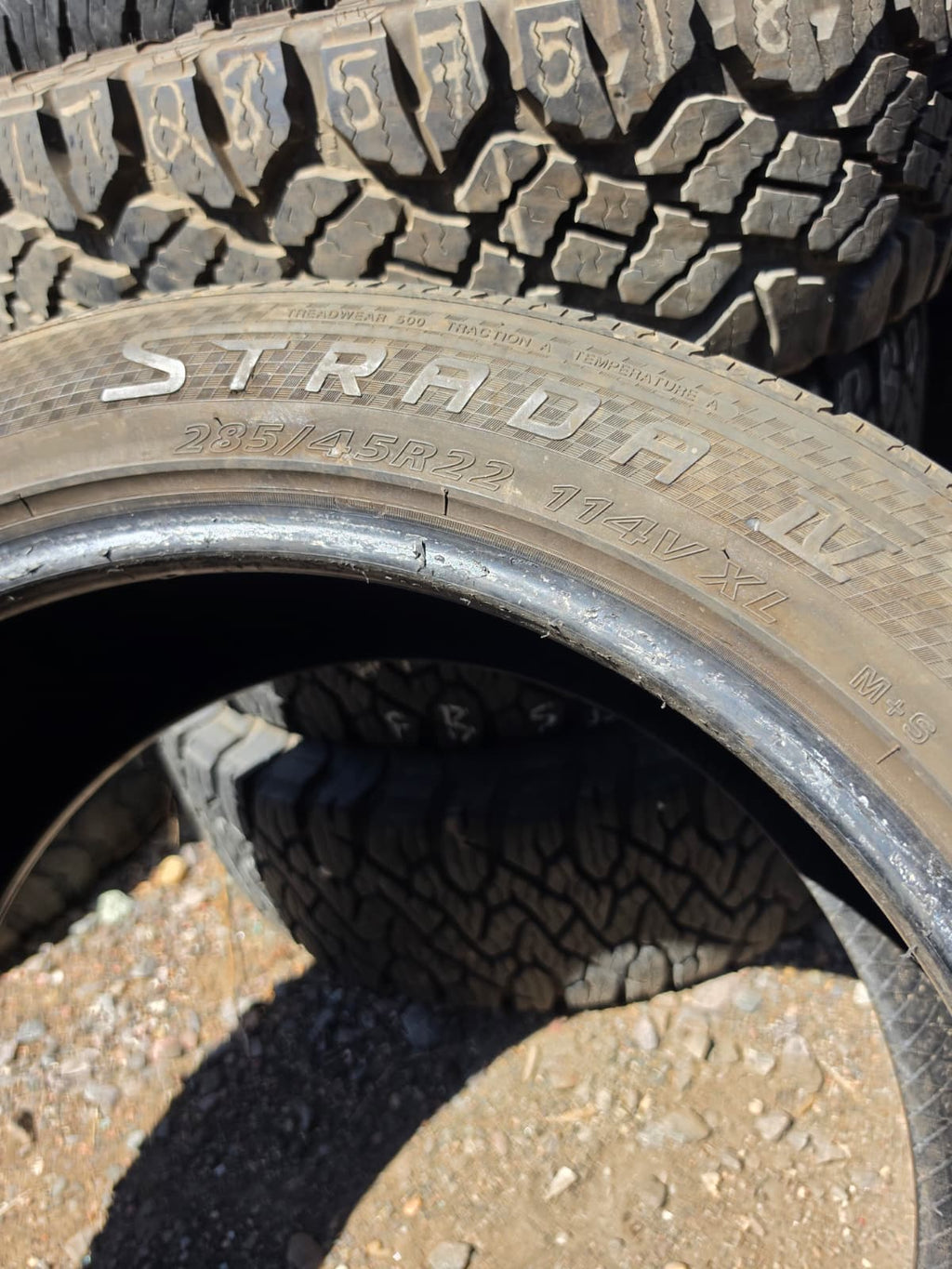 285/45R22 Single (1 Used Tire) Vercelli Starda 4