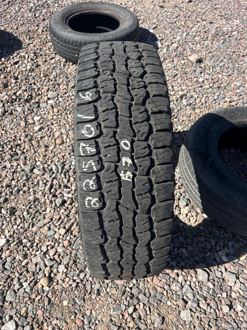 225/70R16 Single (1 Used Tire) Mazama Open Range