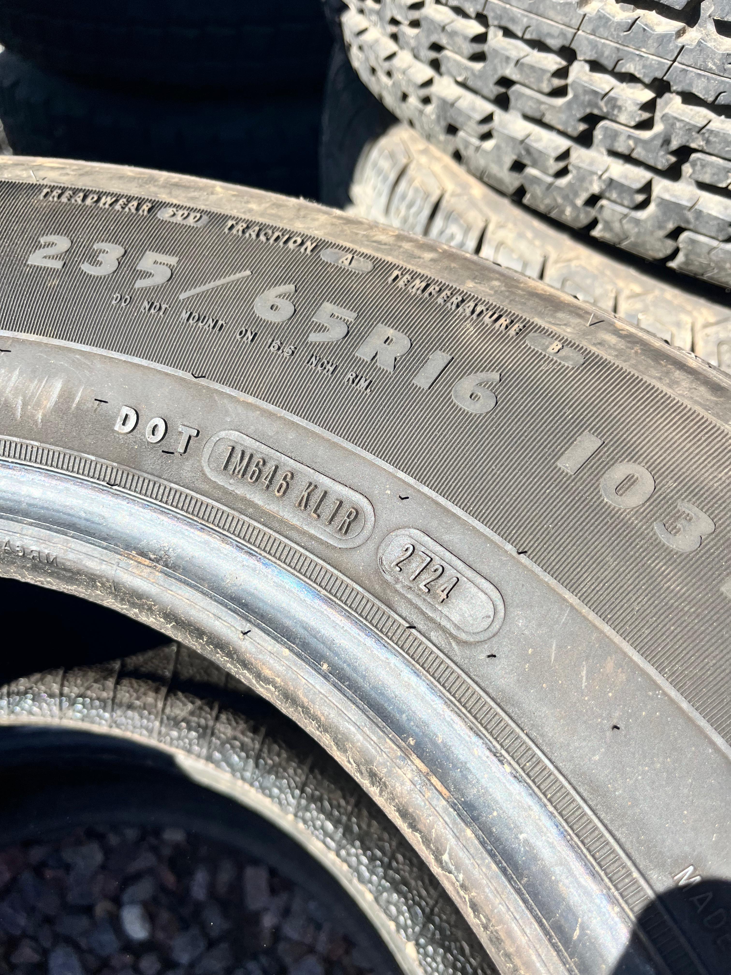 235/65R16 Single (1 Used Tire) Douglas Touring