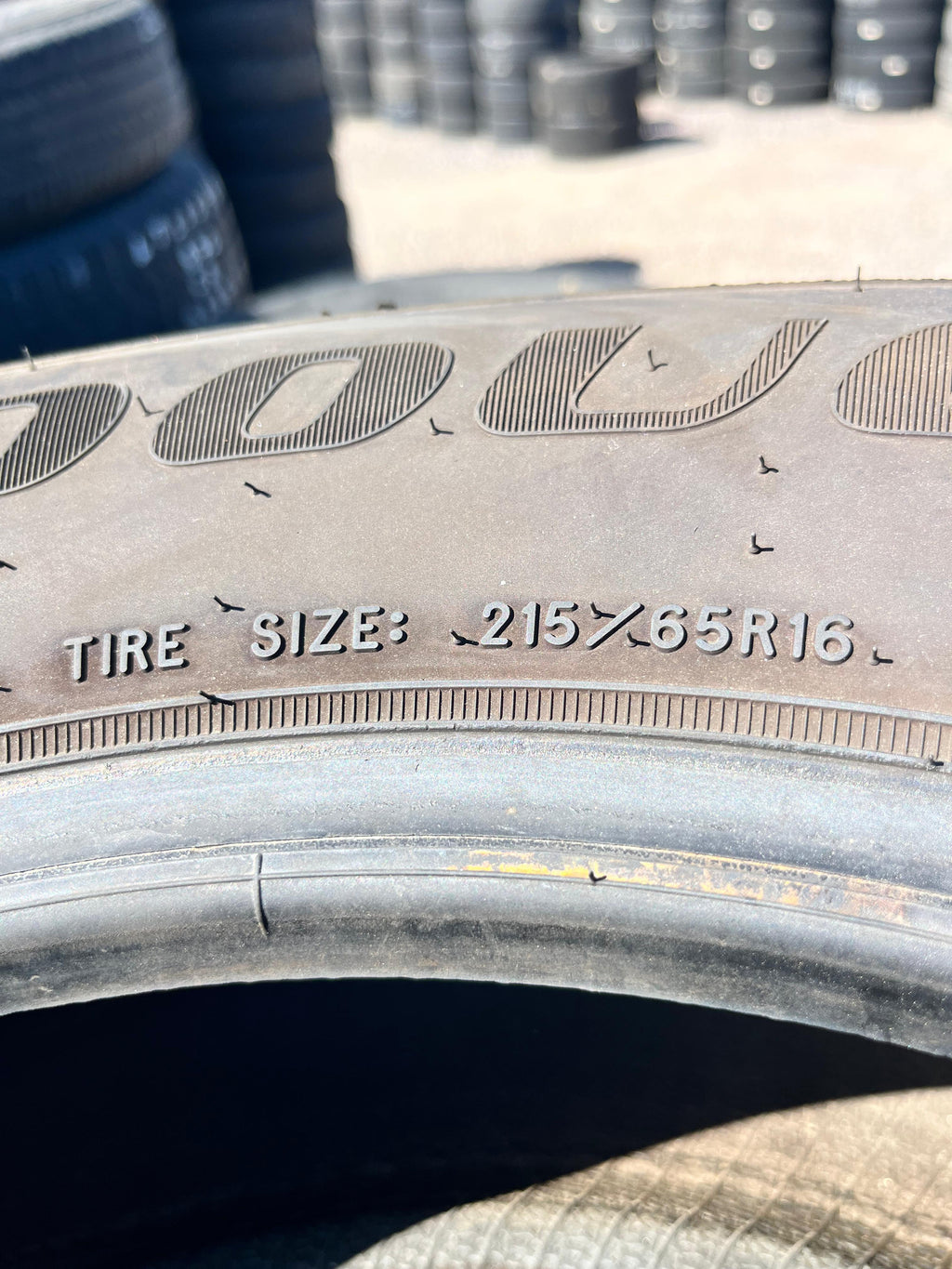215/65R16 Single (1 Used Tire) Douglas Touring