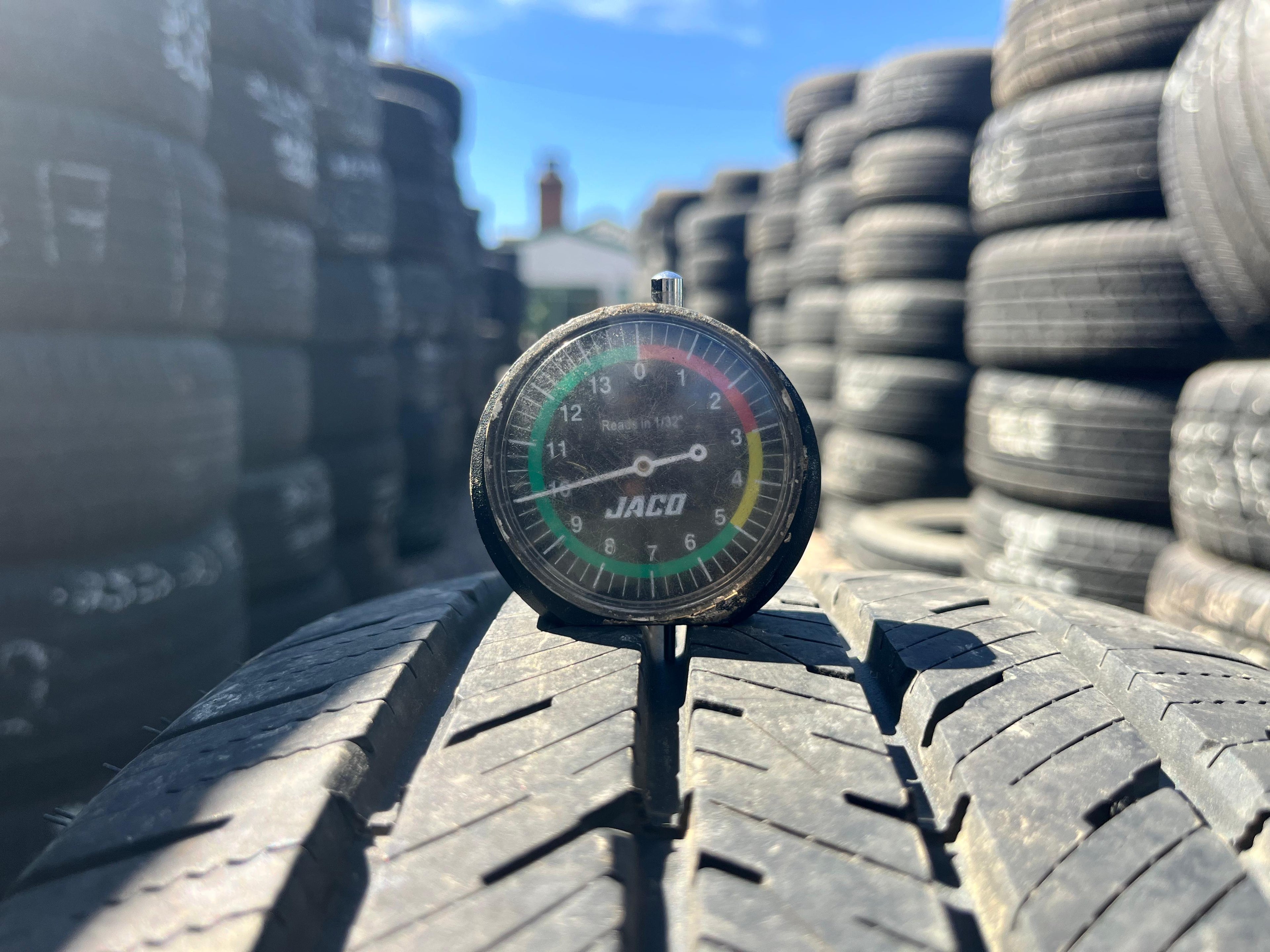 195/55R16 Single (1 Used Tire) Falken Sincera (SN250)